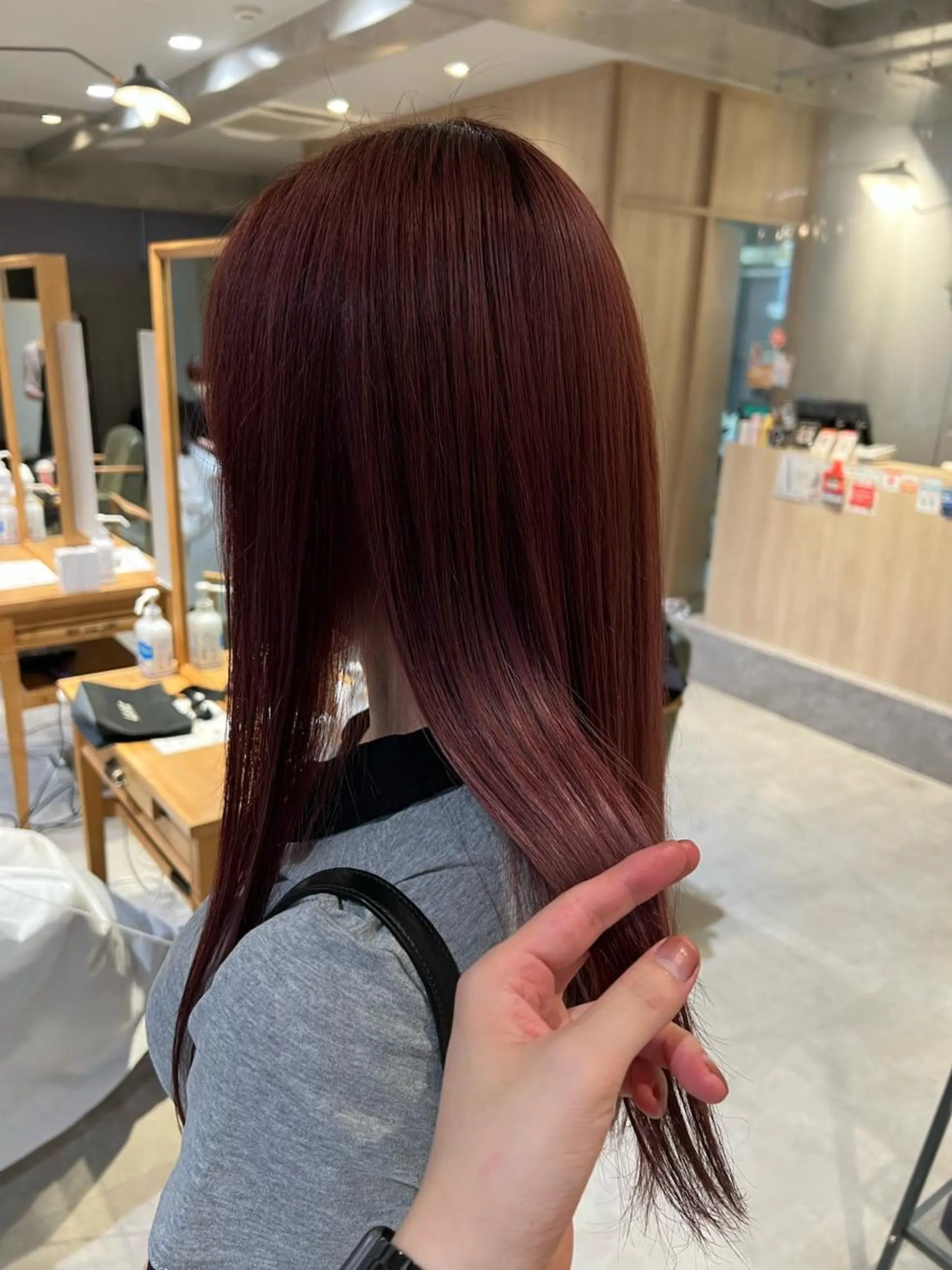 セミロング カラー ダン/メンズ/ 顔周り×透明感カラーのヘアスタイル