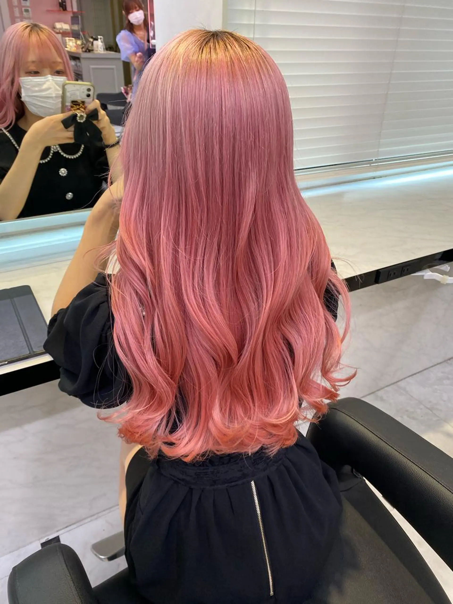 ロング カラー ヘアカラー トリートメント ヘッドスパ ヘアセット ケアブリーチ 韓国レイヤーKYONのヘアスタイル
