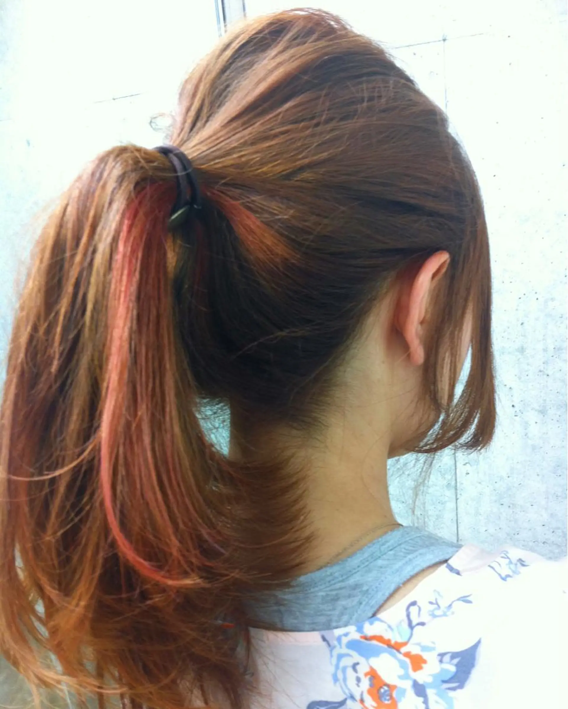 ロング カラー インナーカラー オレンジ 高比良 剛のヘアスタイル