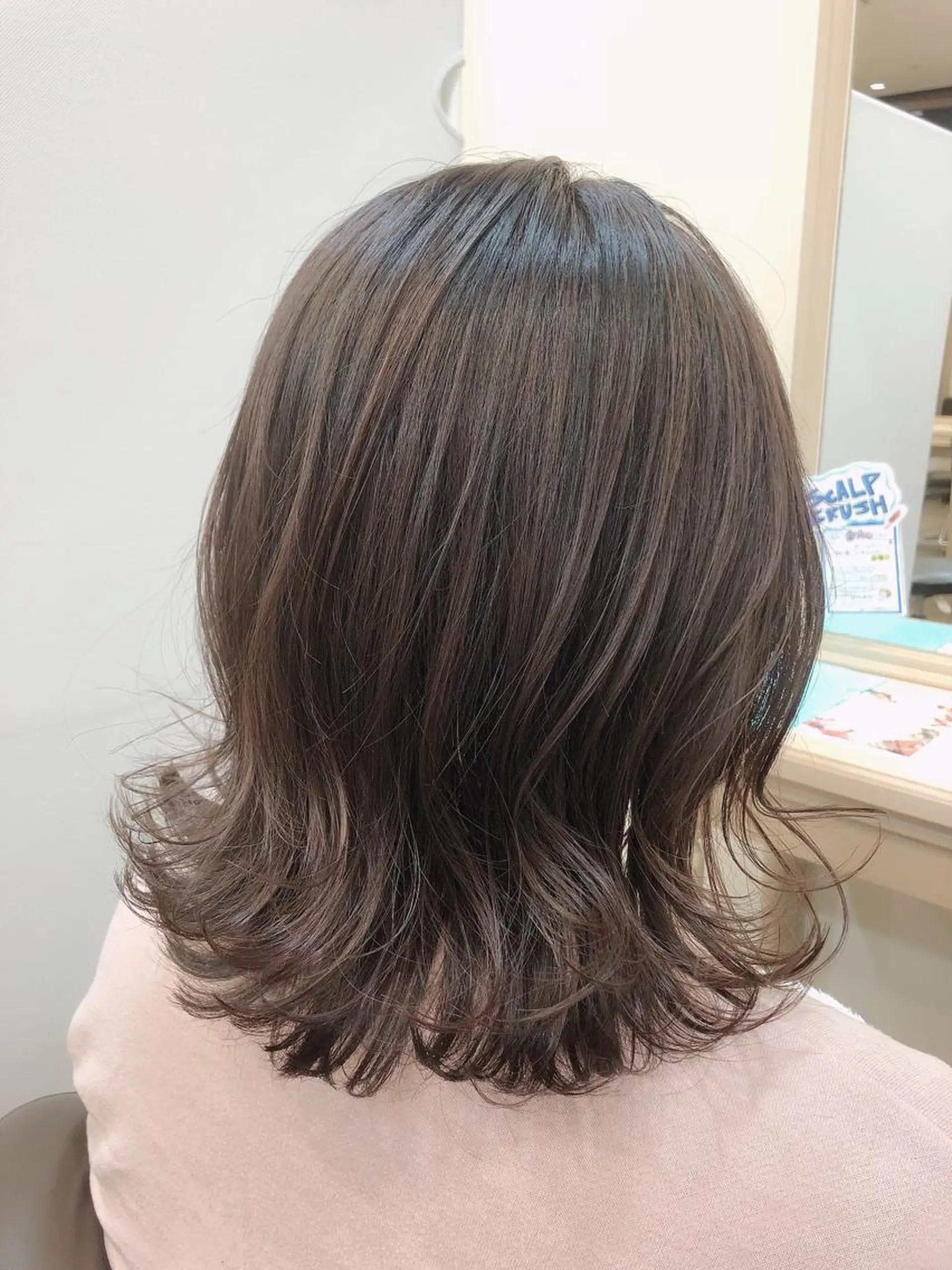 ミディアム カラー アッシュ ハイライトカラー イルミナカラー ピンクカラー ピンクアッシュ ヘアカラー 尚平 髪質改善 大人のデザインカラーのその他イメージ