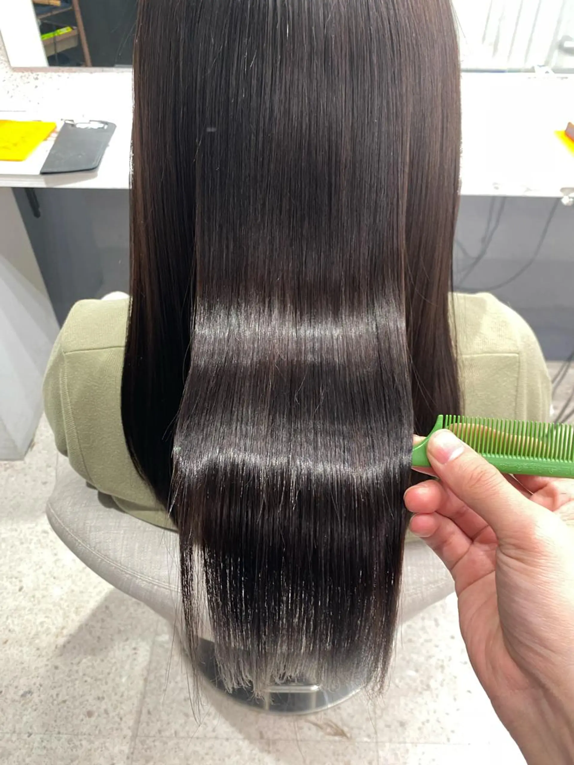 ロング カット トリートメント 京都レイヤーカット/ 縮毛矯正/羽柴りくのマツエク・マツパデザイン