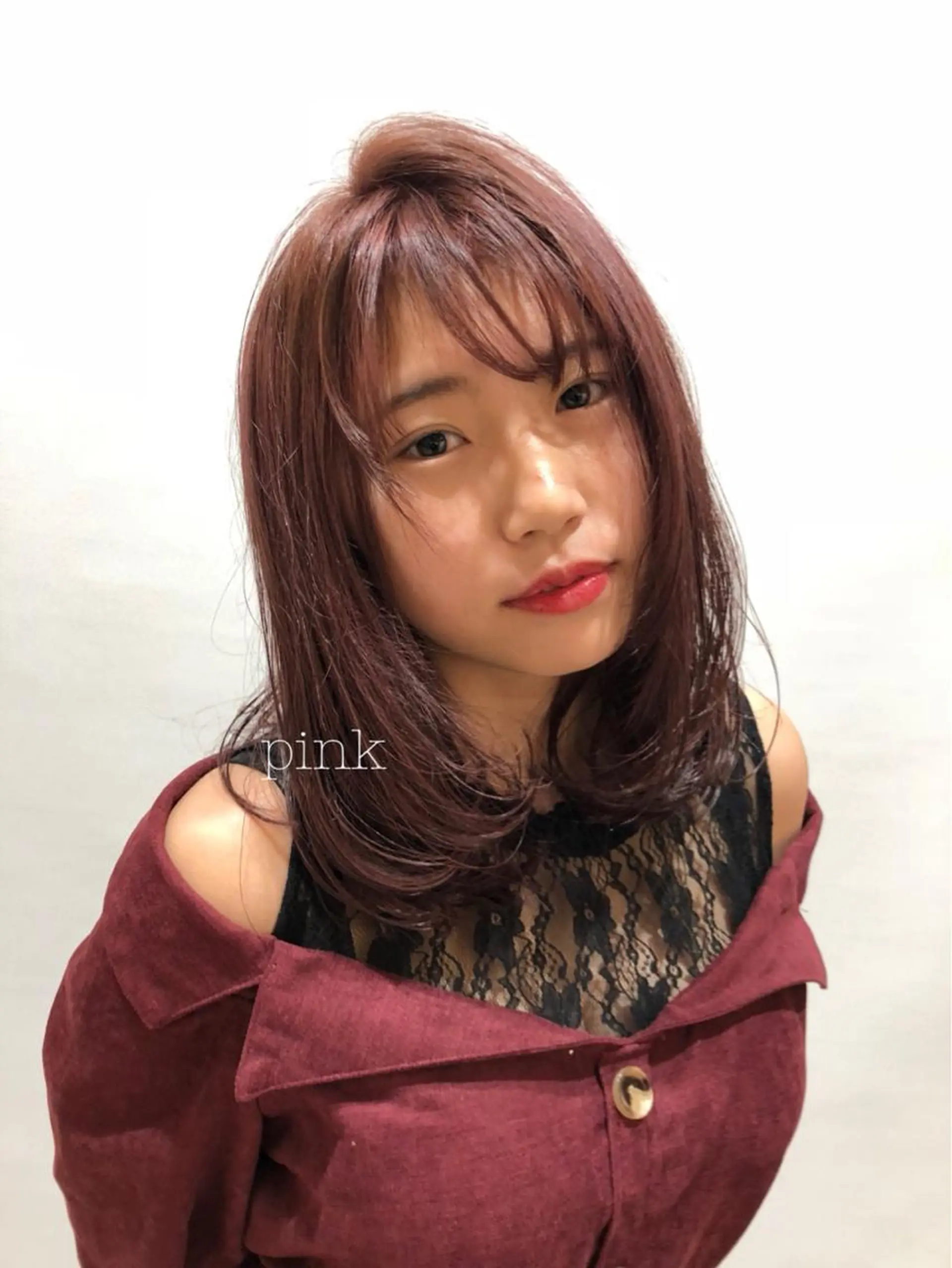 ミディアム カラー ブリーチ ピンクカラー Ami アミのヘアスタイル