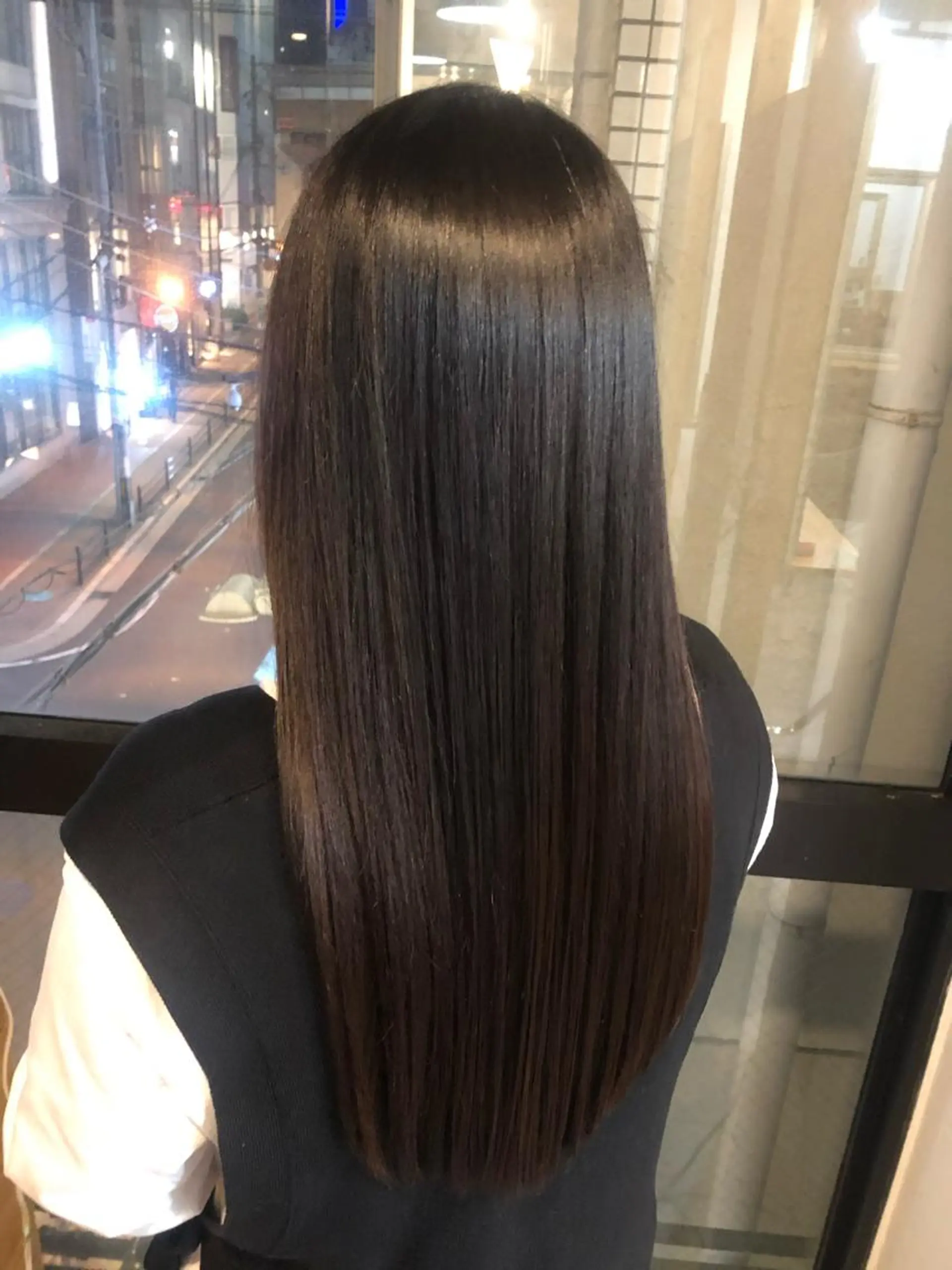 ロング カラー トリートメント ヘアセット 髪質改善&ブリーチ 伊勢 祐一郎のヘアスタイル