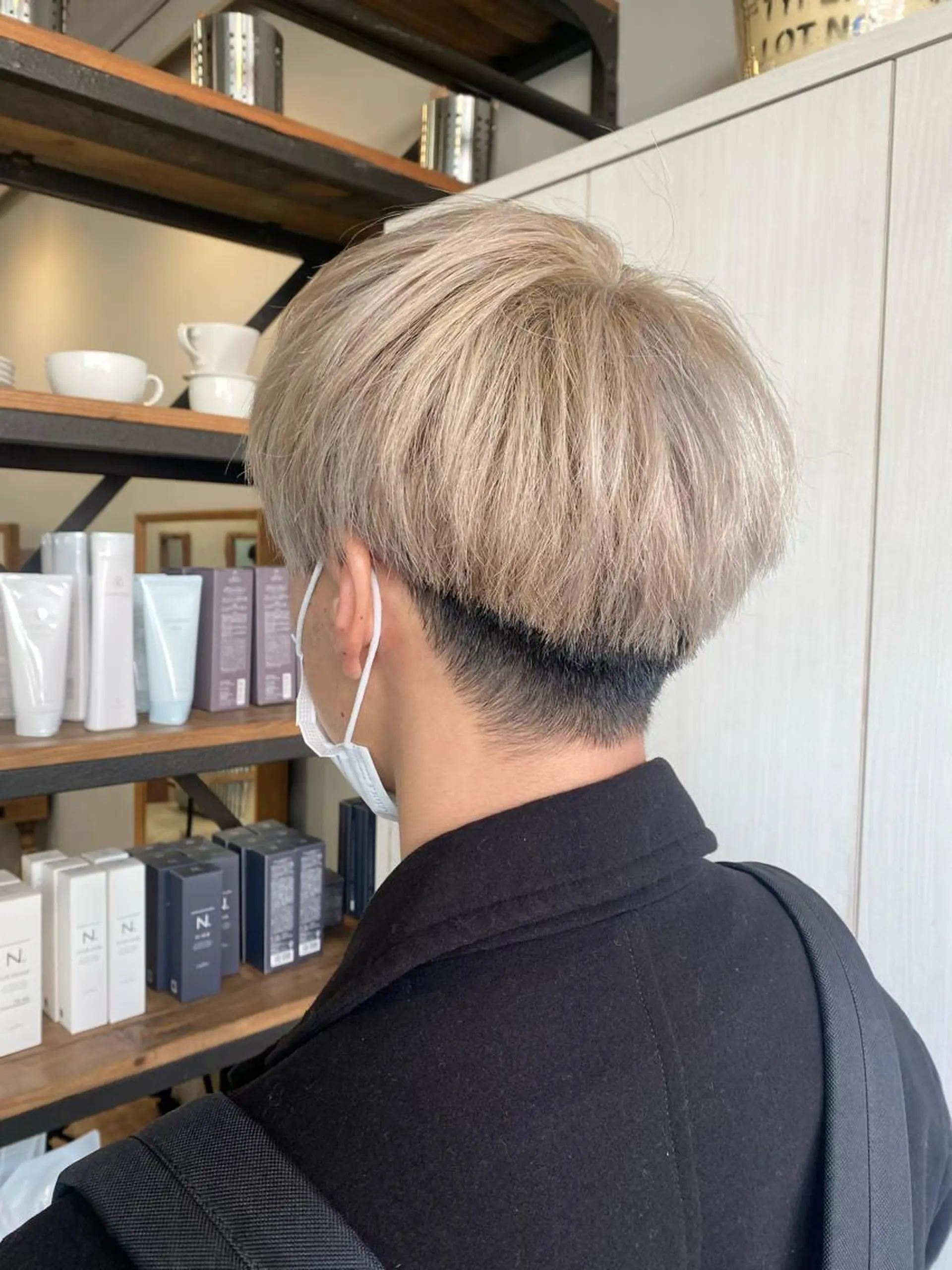 カラー ベージュカラー ブリーチ ホワイトベージュ カット ヘアカラー たなか もえなのヘアスタイル