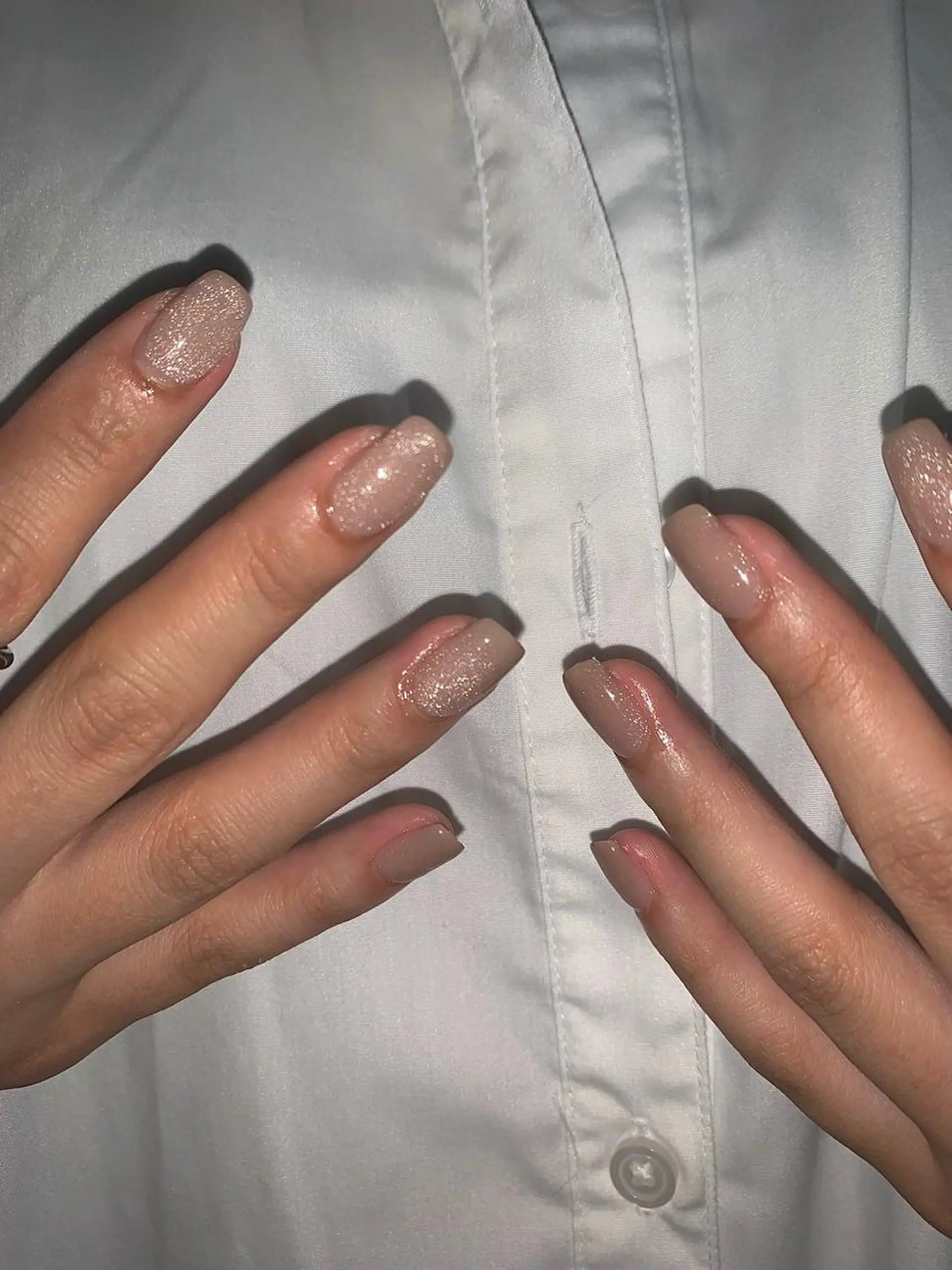 ミディアム ハンドネイル フットネイル ハンドケア Kono Nanamiのネイルデザイン