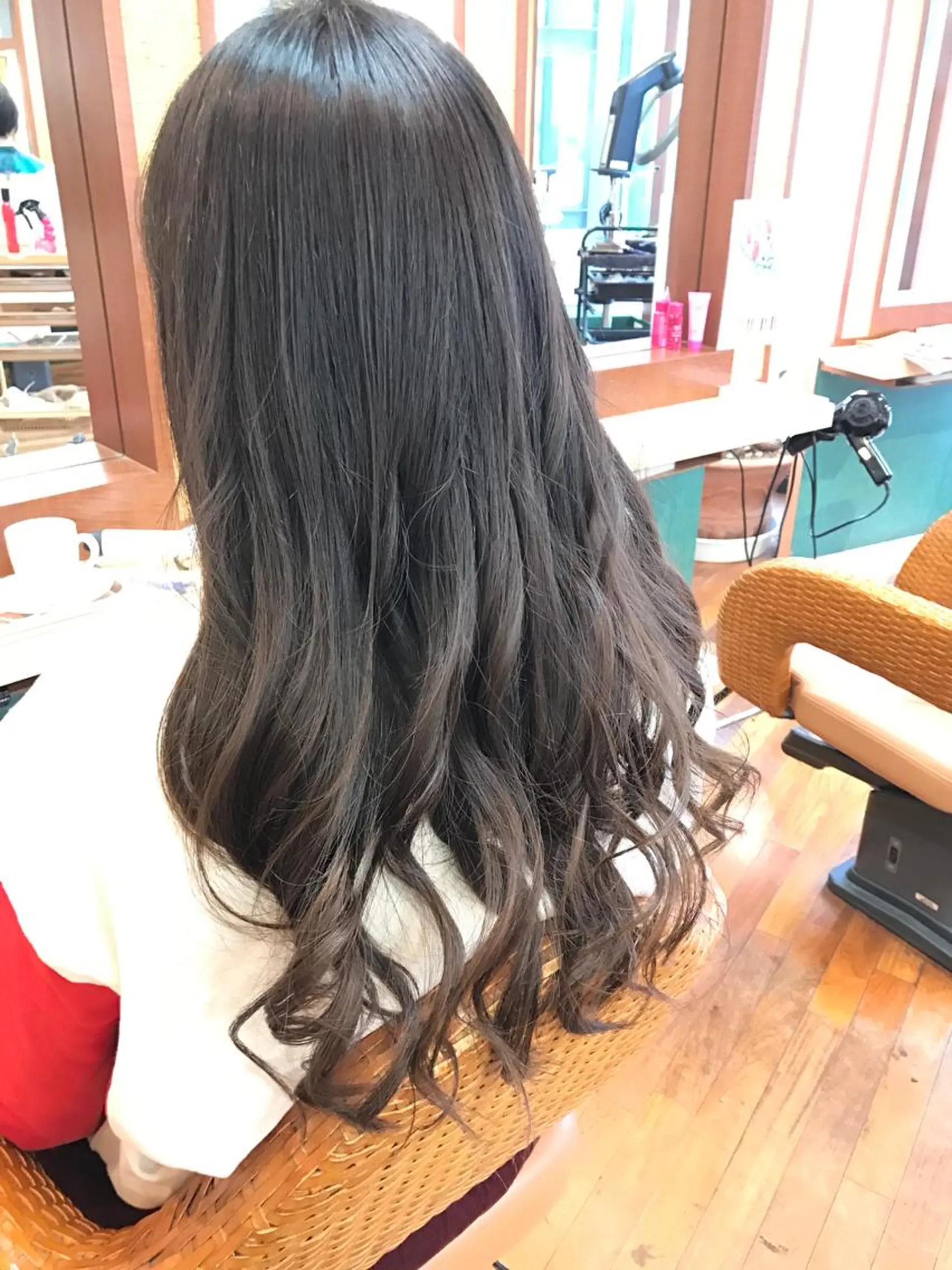 ロング カラー グラデーションカラー PANOLA所属・加藤 理沙のヘアスタイル