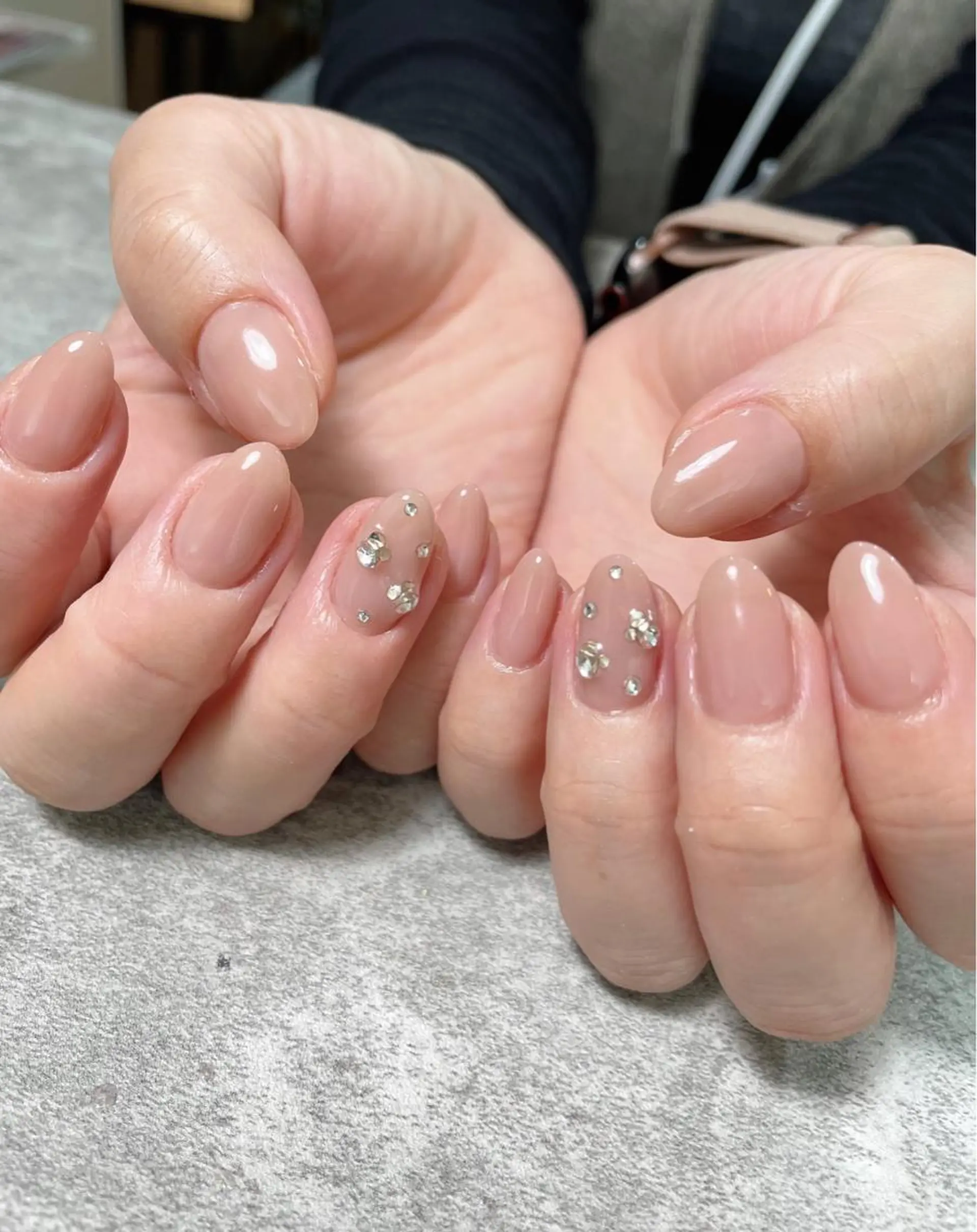 ネイル ワンカラーネイル シンプルネイル ストーンネイル ハンドネイル ma riのネイルデザイン