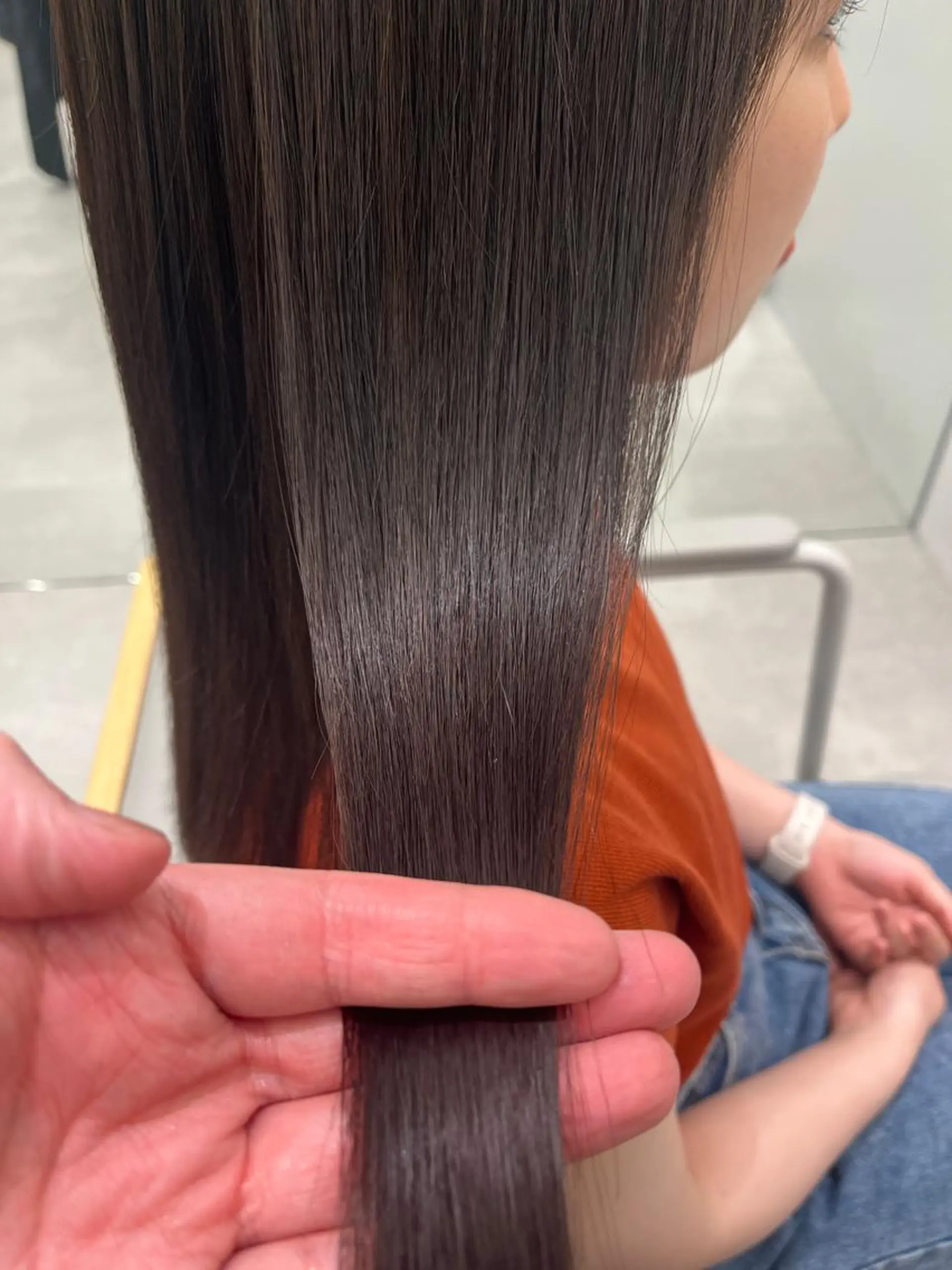 ロング カラー 菅 樹希弥のヘアスタイル