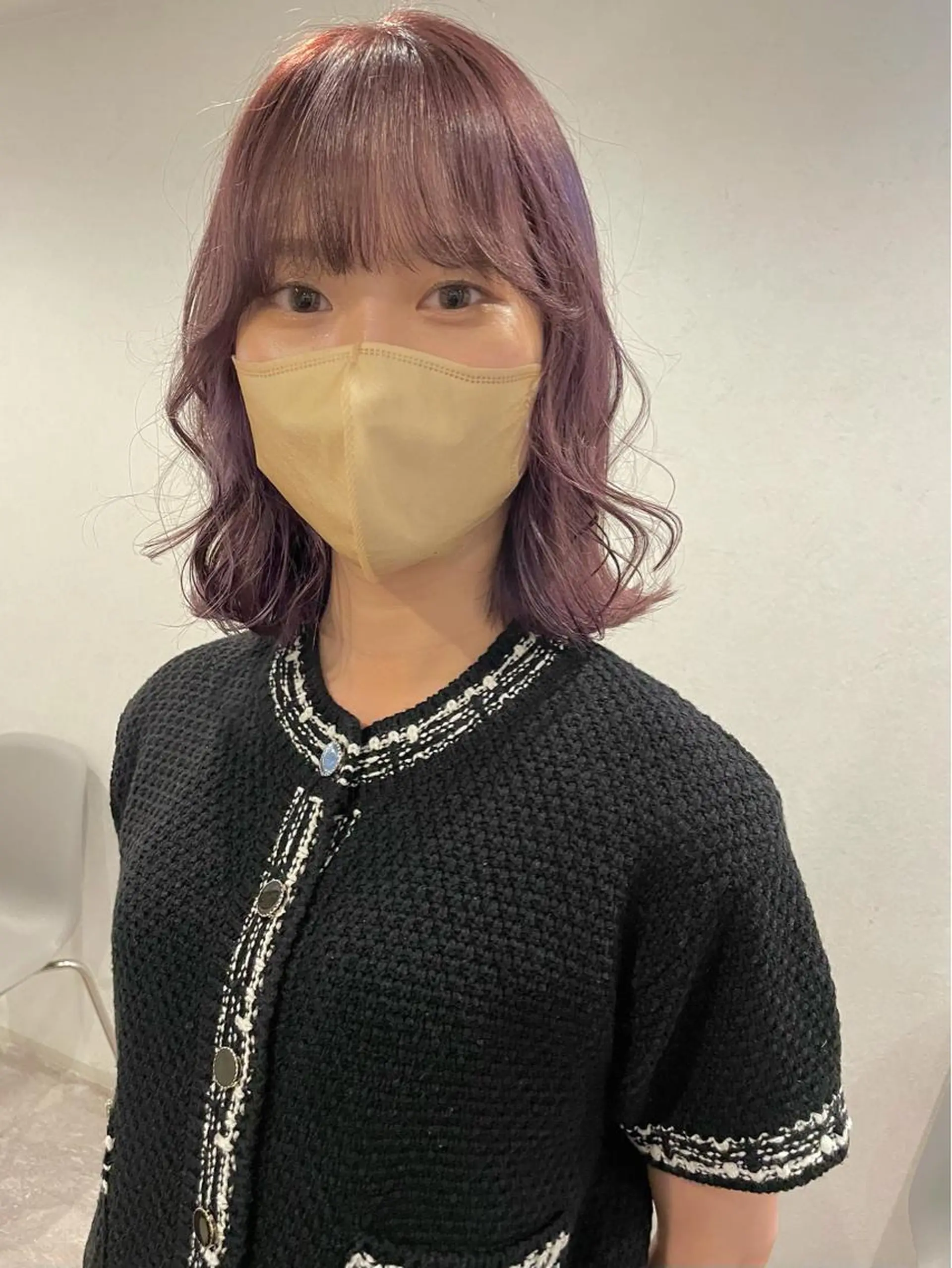 ミディアム カラー ブリーチ ケアブリーチ イルミナカラー ラベンダーカラー ピンクカラー 安藤 佑衣のヘアスタイル