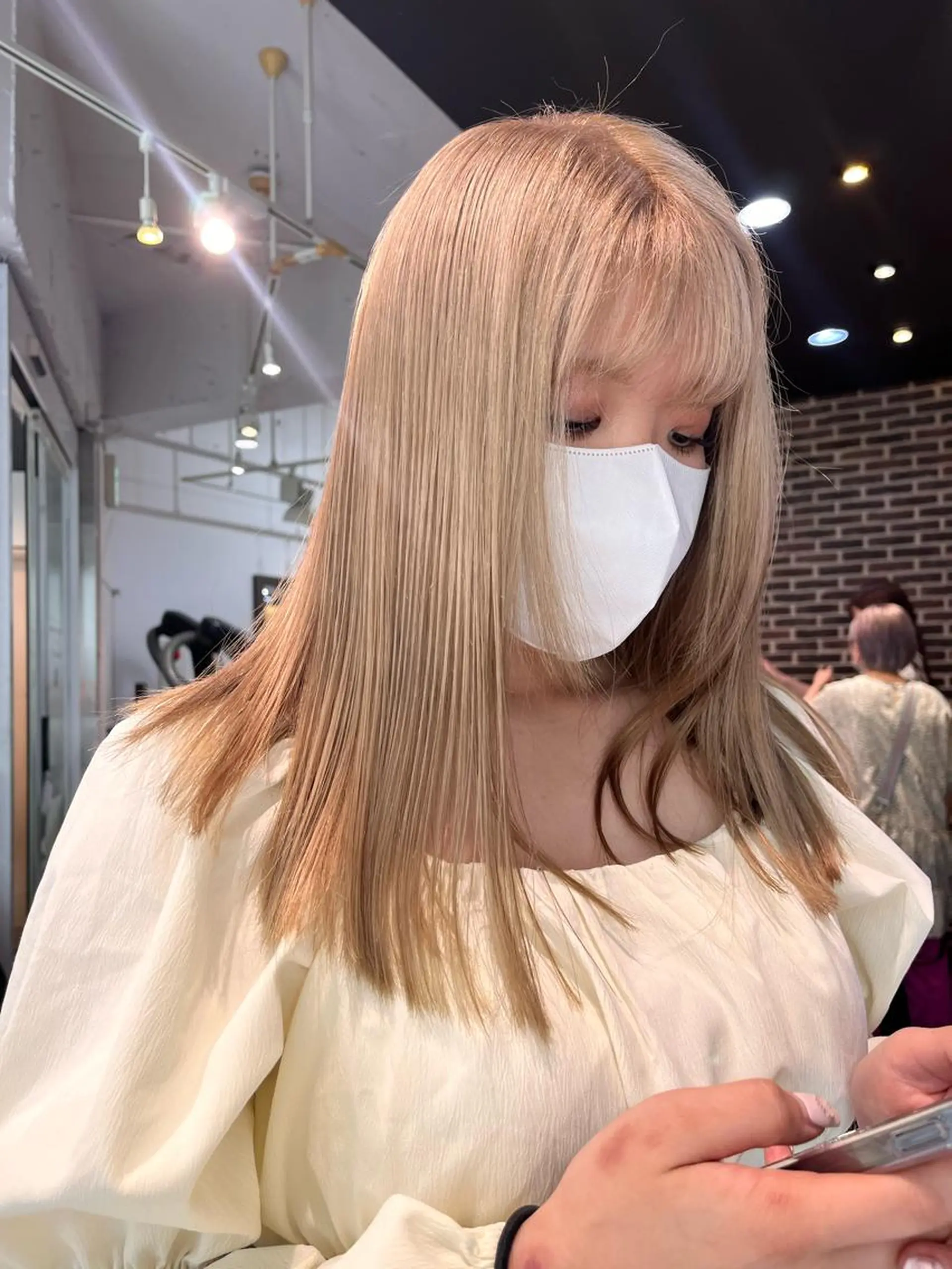 ロング カラー ブリーチ ケアブリーチ ダブルカラー イヤリングカラー グラデーションカラー ヘアカラー 酸性ストレート 🤍🎀honokaのヘアスタイル