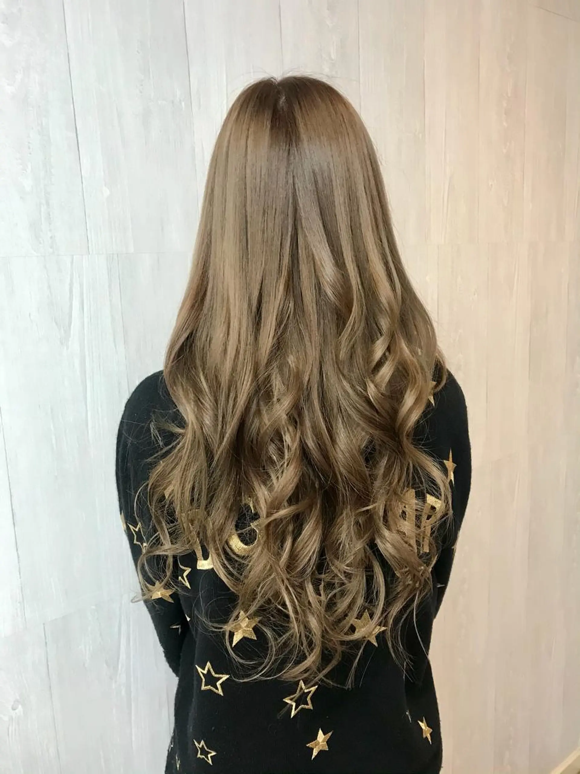 ロング カラー エクステ エクステ GLOSS 心斎橋 山上のヘアスタイル