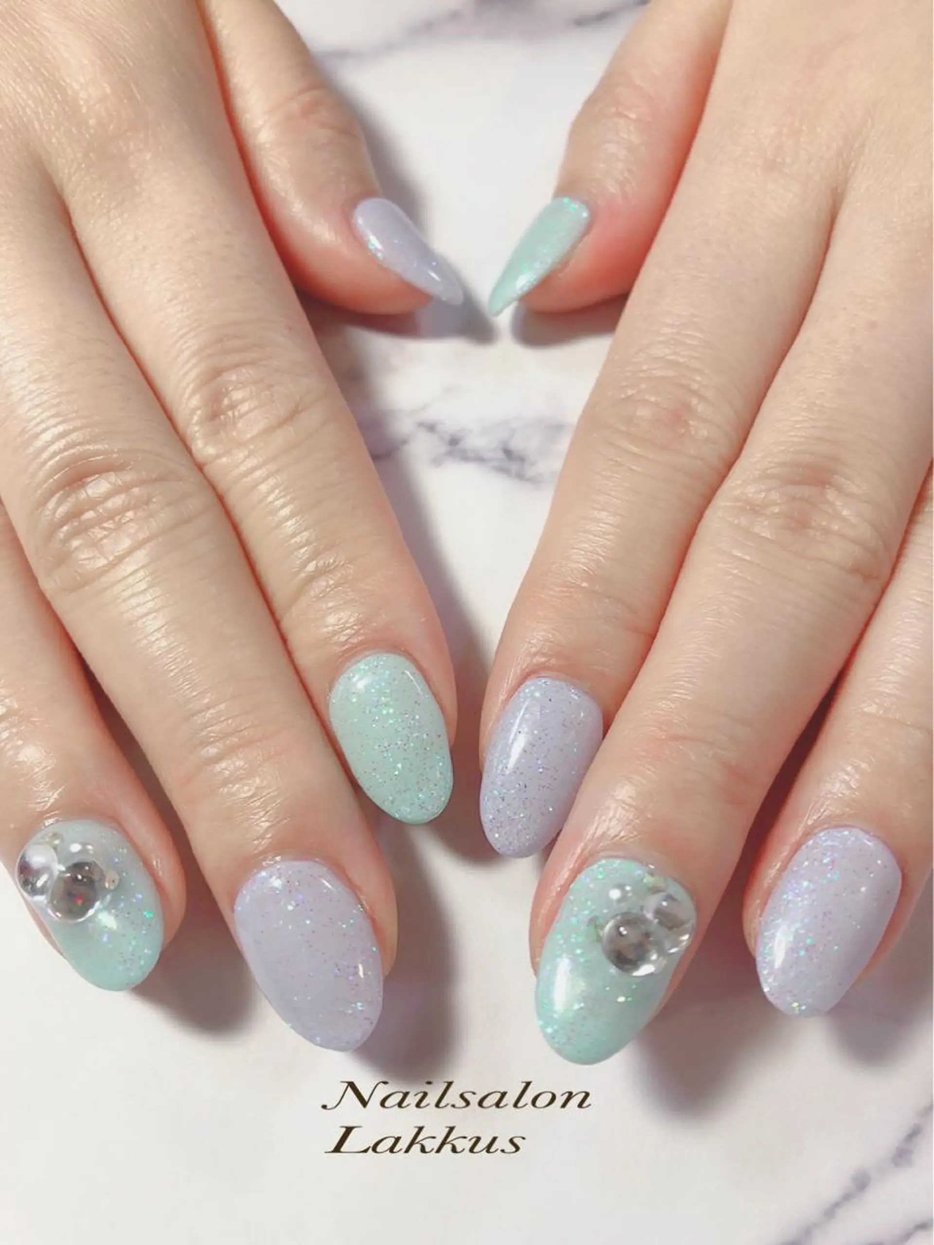 ネイル Lakkus T－CHIのネイルデザイン