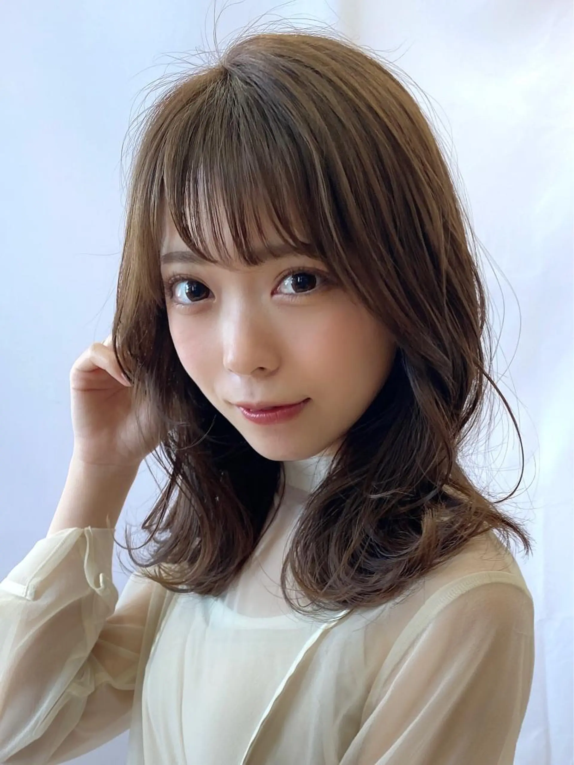 セミロング カラー ベージュカラー ブラウンカラー くびれヘア 髪質改善 縮毛矯正 カット ヘアカラー トリートメント 🧡くびれヘア/前髪 顔周り🧡久原結衣のヘアスタイル