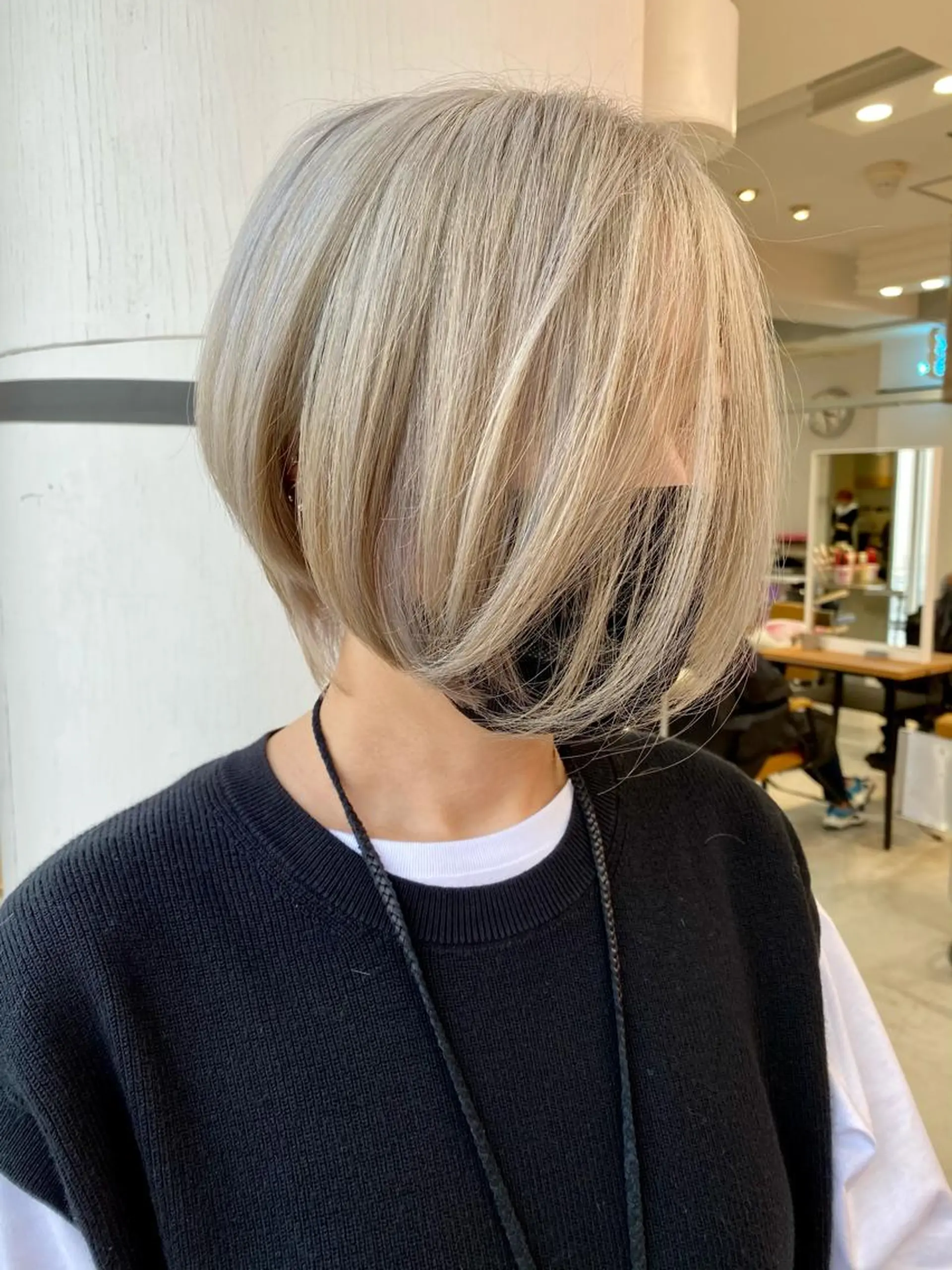 ショート カラー バレイヤージュ ブリーチ ケアブリーチ ダブルカラー ハイライトカラー welring hair salon所属・welring hair salonのヘアスタイル