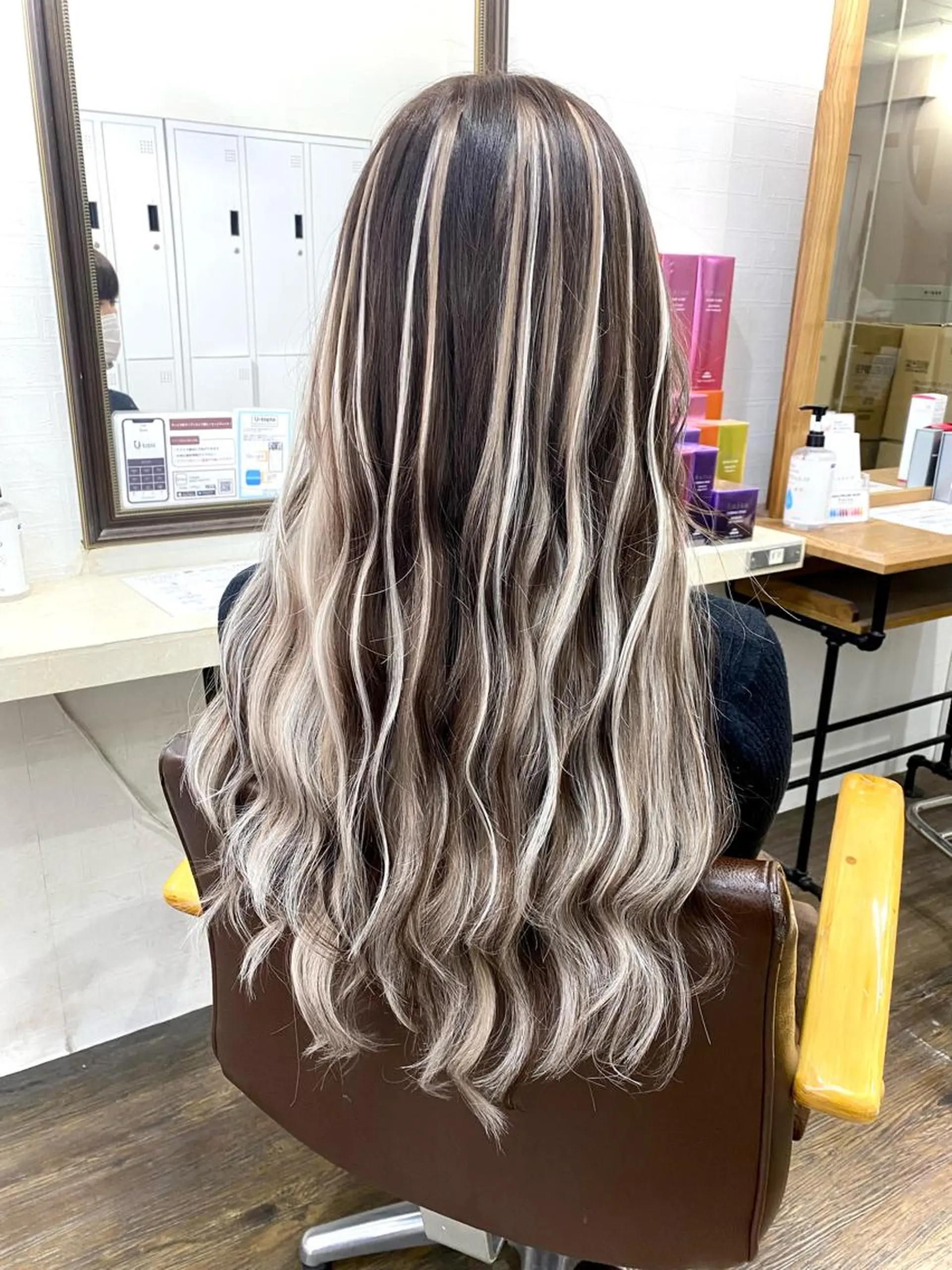 ロング カラー アディクシーカラー アッシュ アッシュブラウン アッシュグレー アッシュグレージュ U-topia/店長 小島優史のヘアスタイル