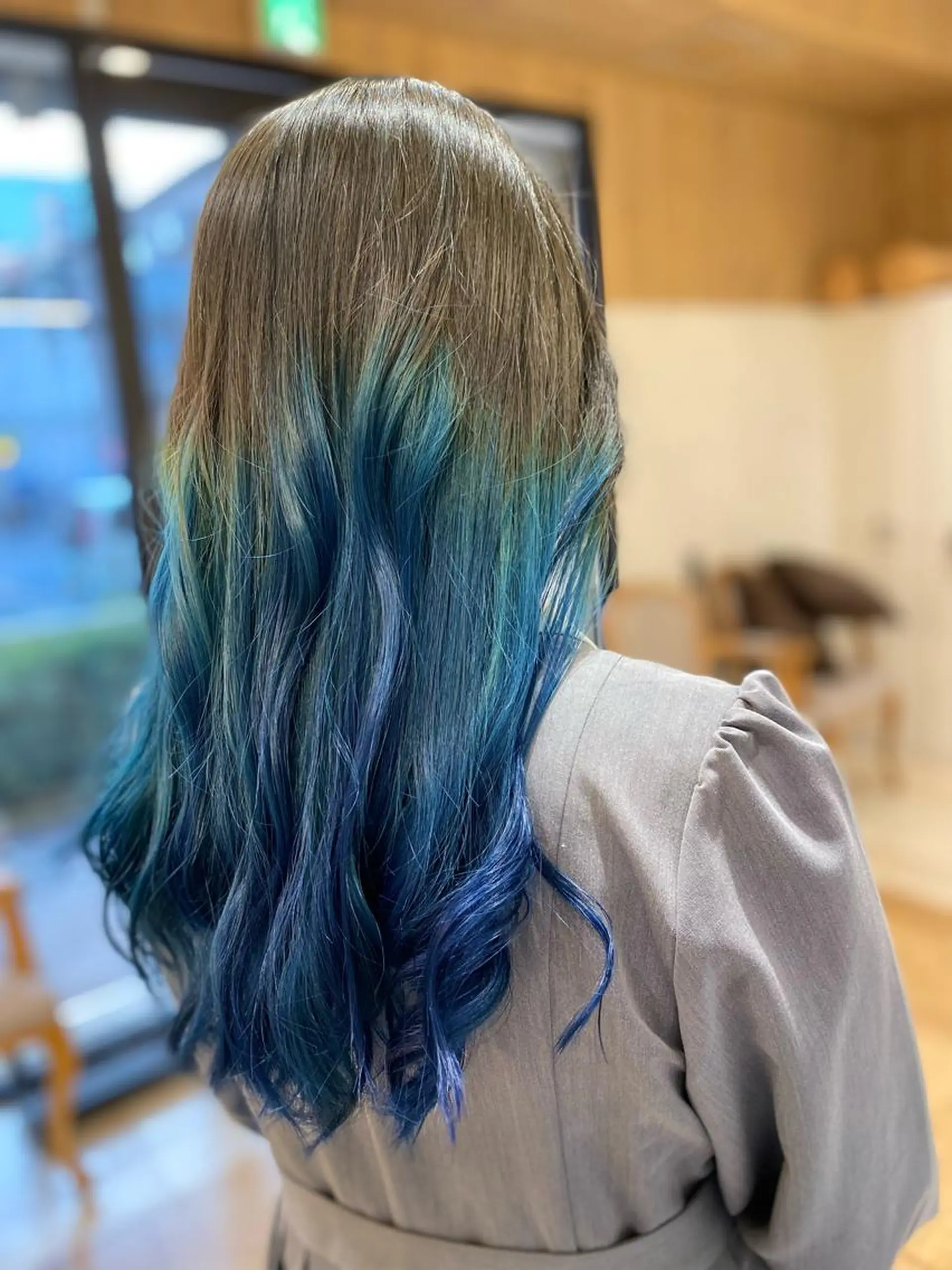 ロング サイトウ ナツキのヘアスタイル