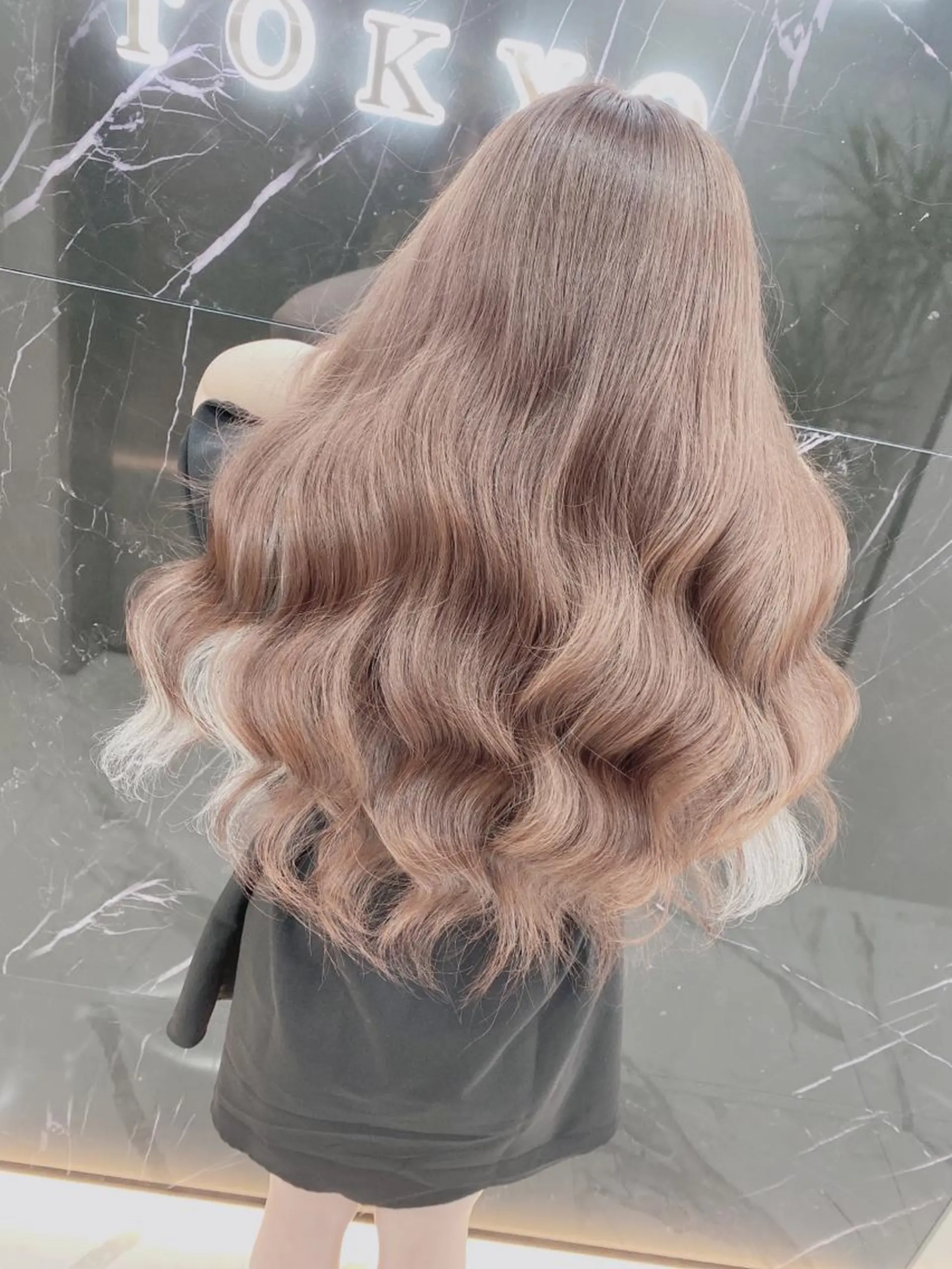 ロング カラー シールエクステ イヤリングカラー エクステ 🦋美髪ハイトーン/ レイヤー🦋るくものヘアスタイル