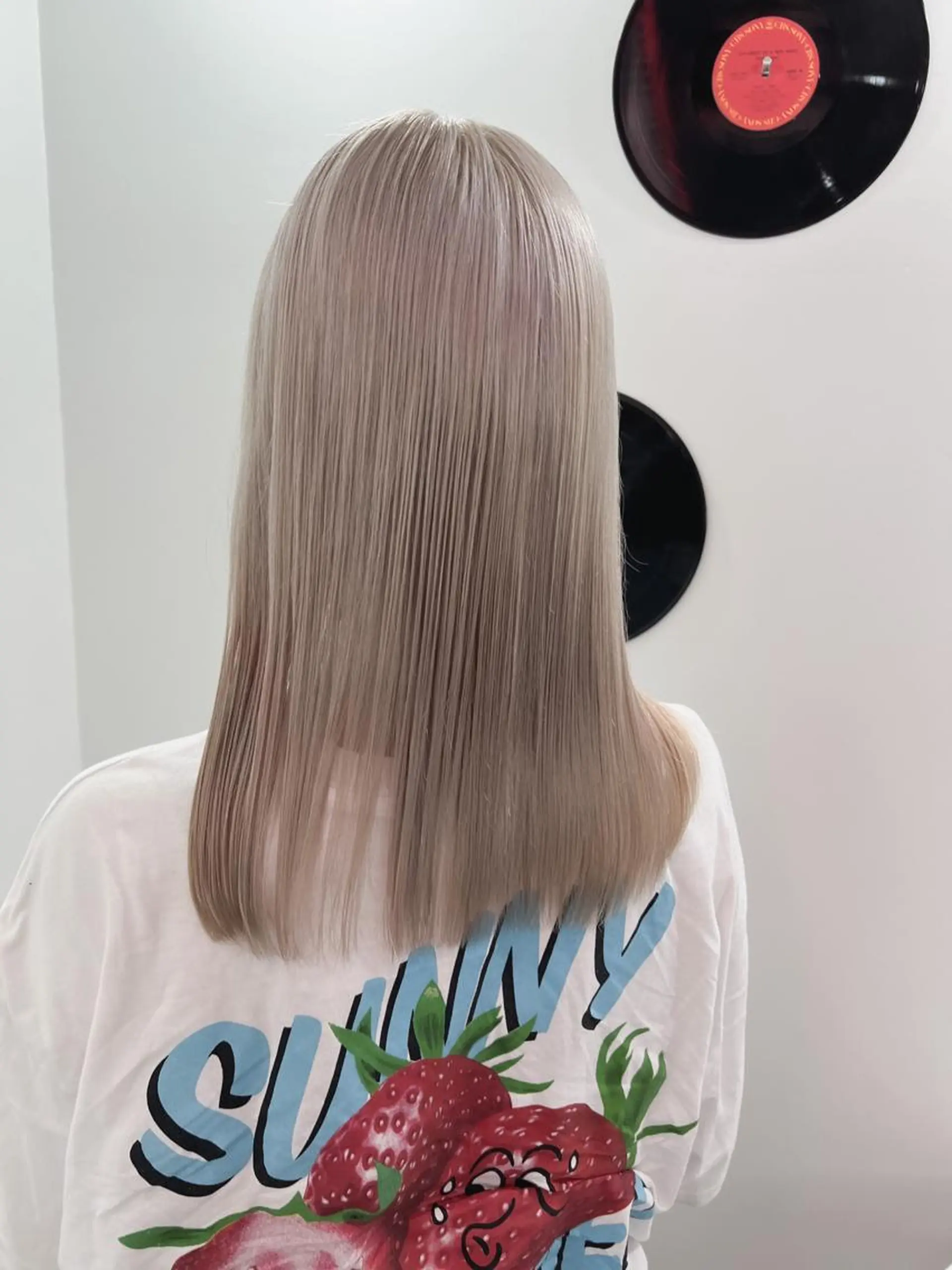 セミロング カラー エクステ 🧨ブリーチー×ボブ レイヤー💎じゅえるのヘアスタイル