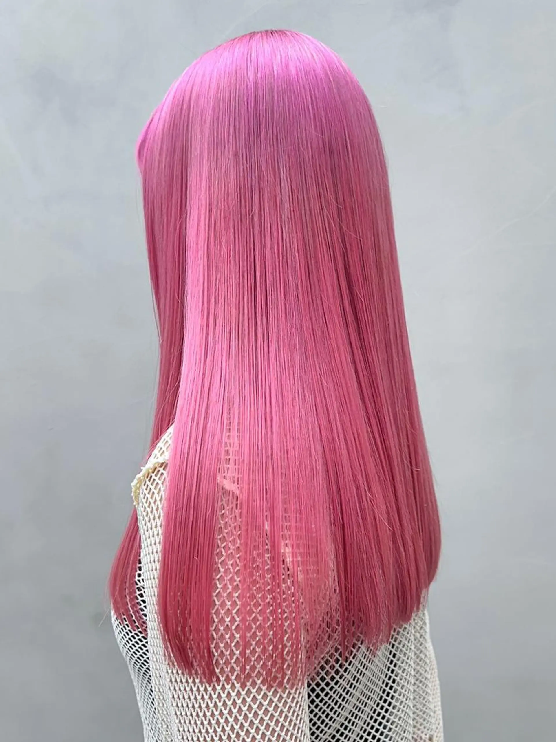 カラー セミロング ピンクカラー カット ヘアカラー トリートメント ITbyALBUM 下北沢店のヘアスタイル