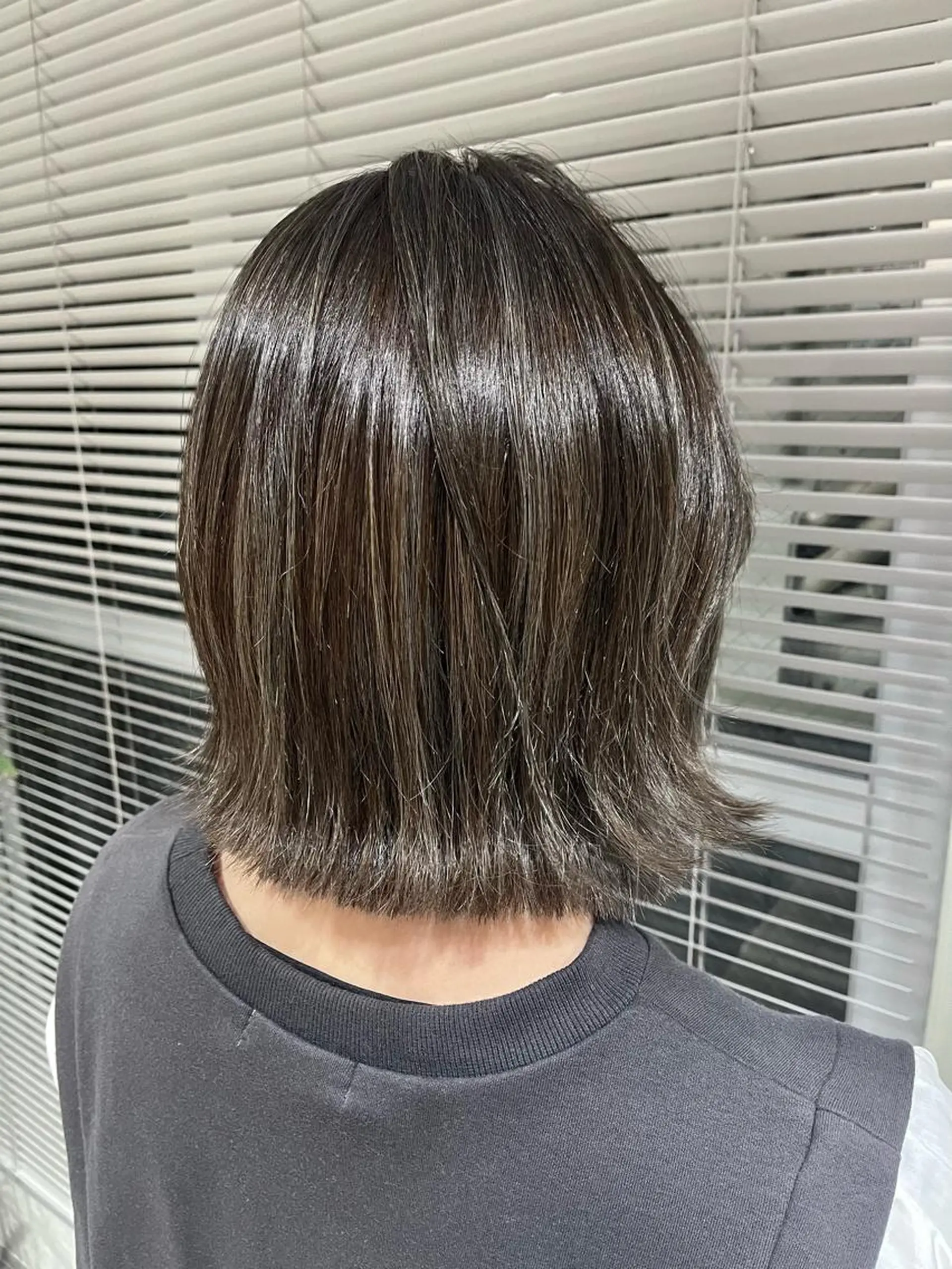 ショート カラー アッシュ グレージュ ハイライトカラー ハイライト カット ヘアカラー マンツーマン美容師 🫧‪久保友華菜🫧のヘアスタイル