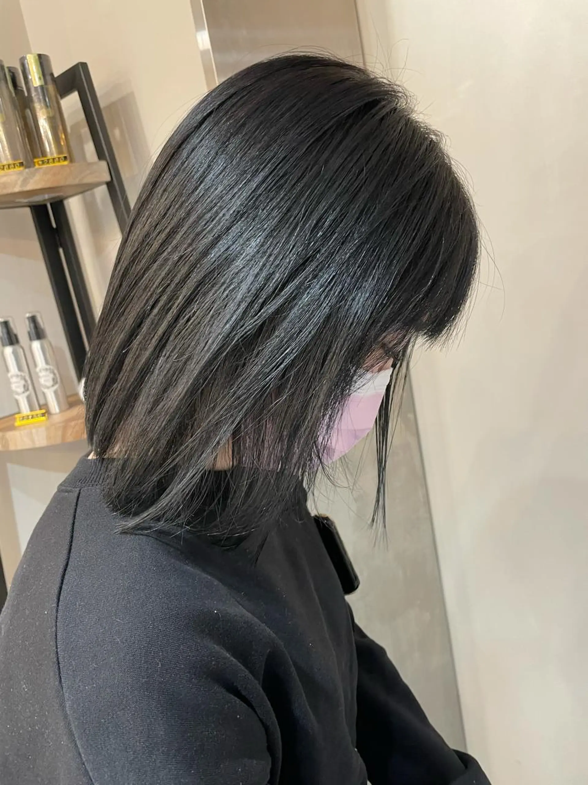 ミディアム カラー レイヤー　べージュ 白石研太のヘアスタイル