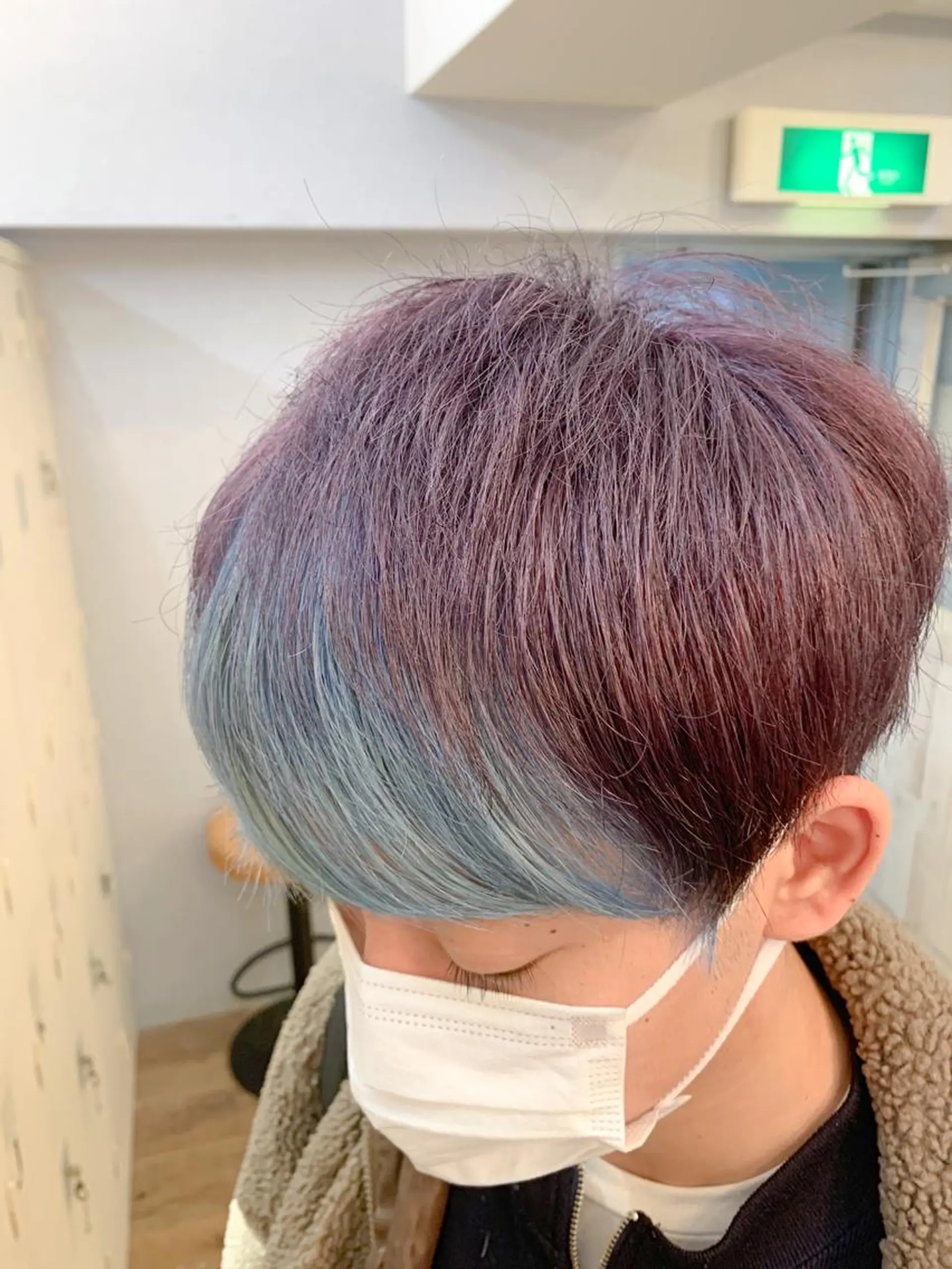 ショート カラー メンズ ブルーカラー バイオレットカラー カット ヘアカラー 🌈 DAIKI 🌈のヘアスタイル