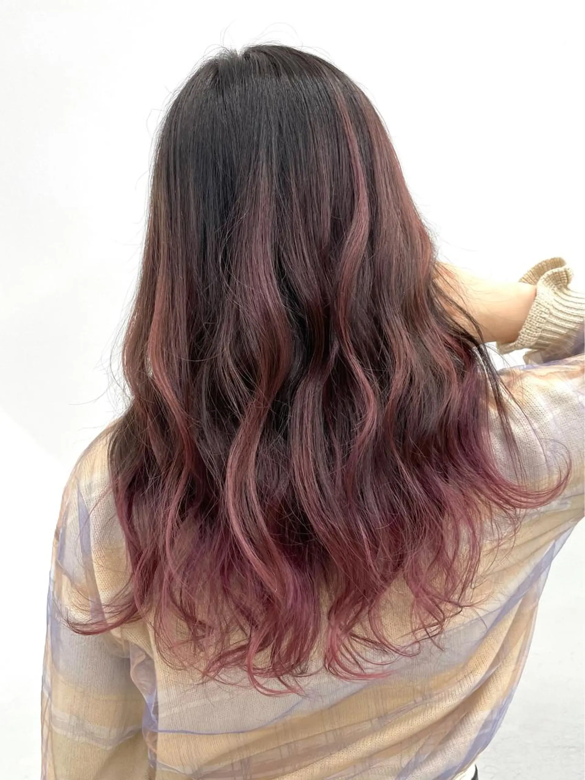 セミロング カラー バレイヤージュ レイヤーカット 🦄インナーカラー 🦄貫井彩花のヘアスタイル