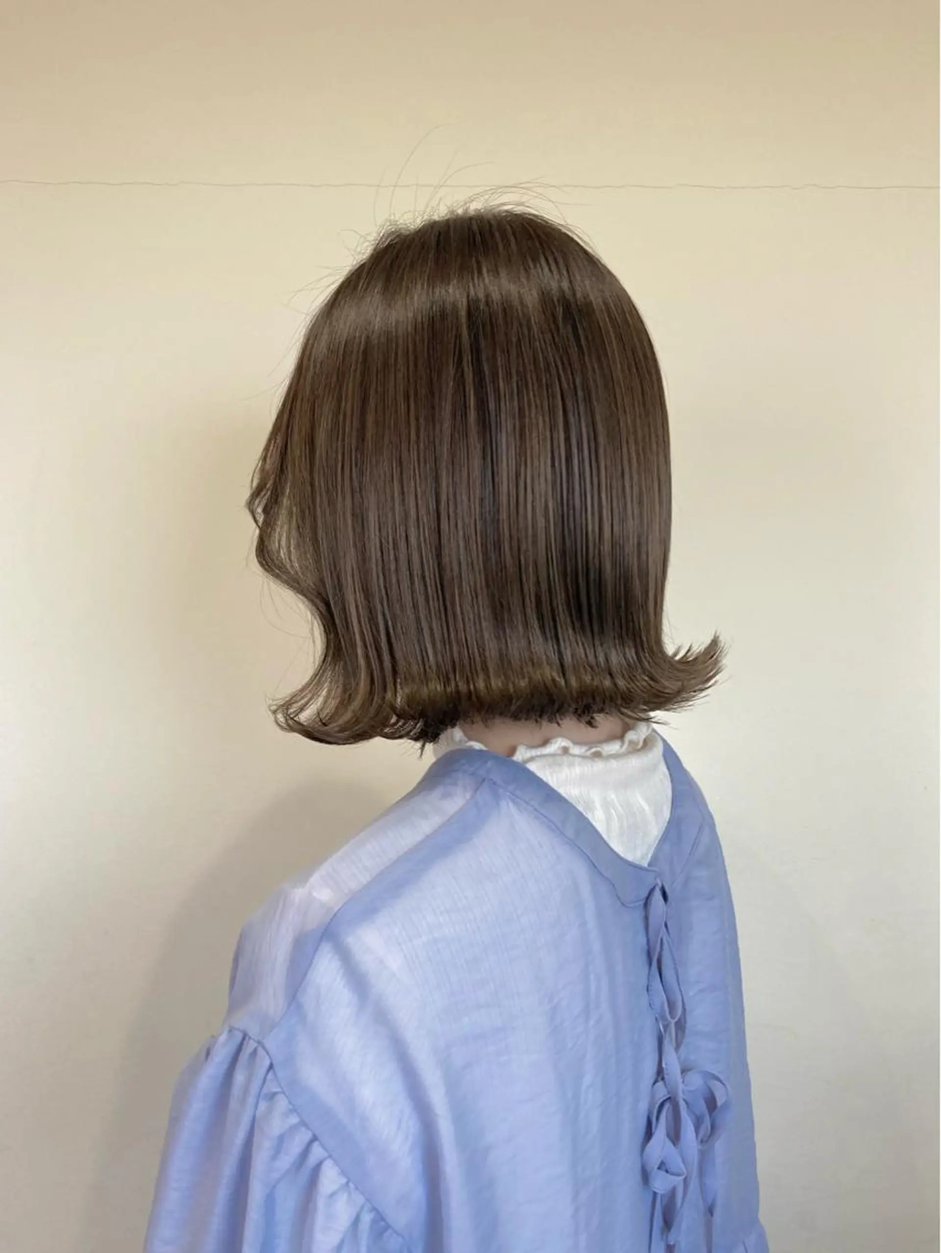 ミディアム カット ヘアカラー 梅山 美侑のヘアスタイル