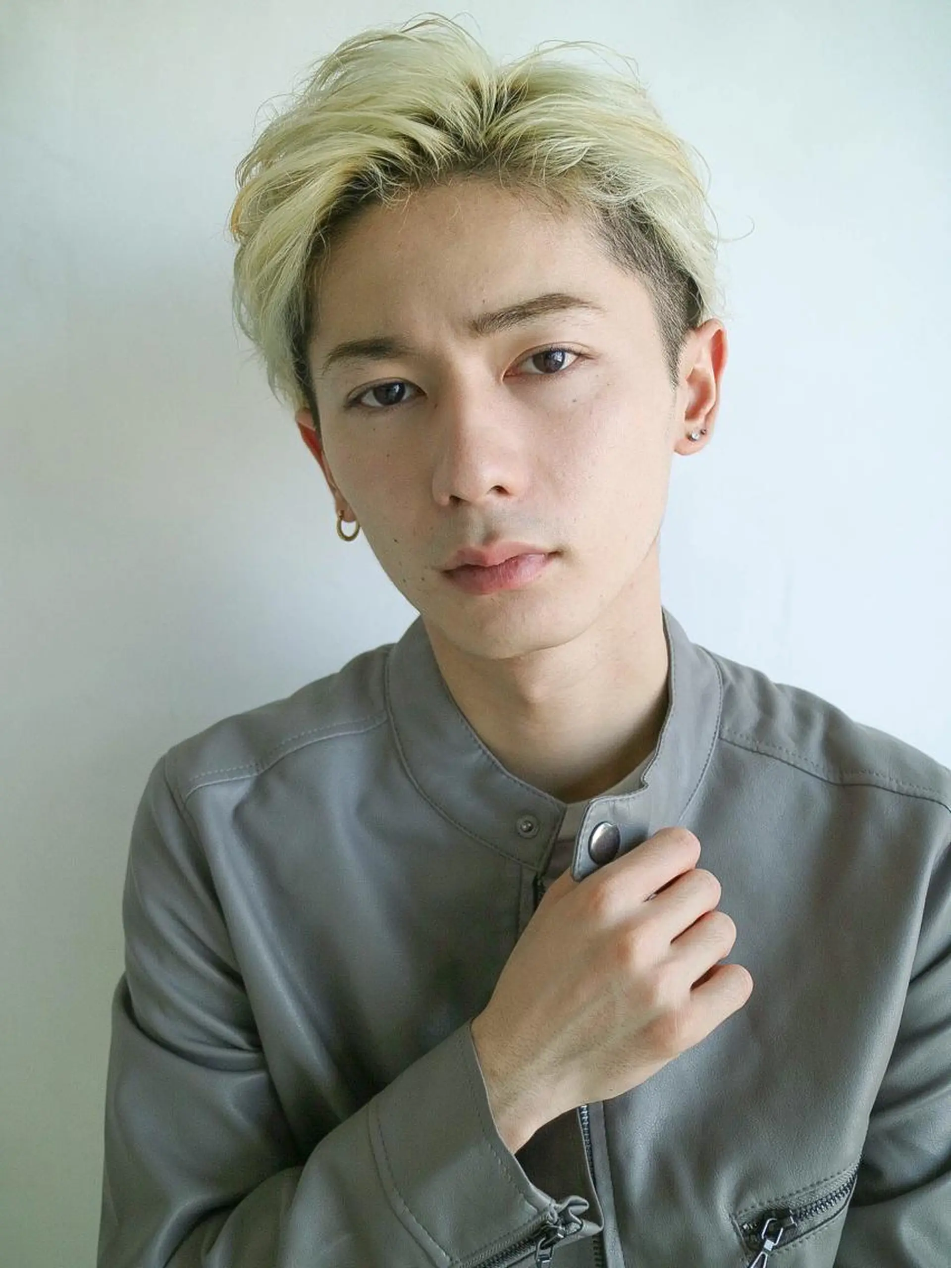 メンズ オールバック メンズブリーチ メンズハイトーン 信田 学のその他イメージ