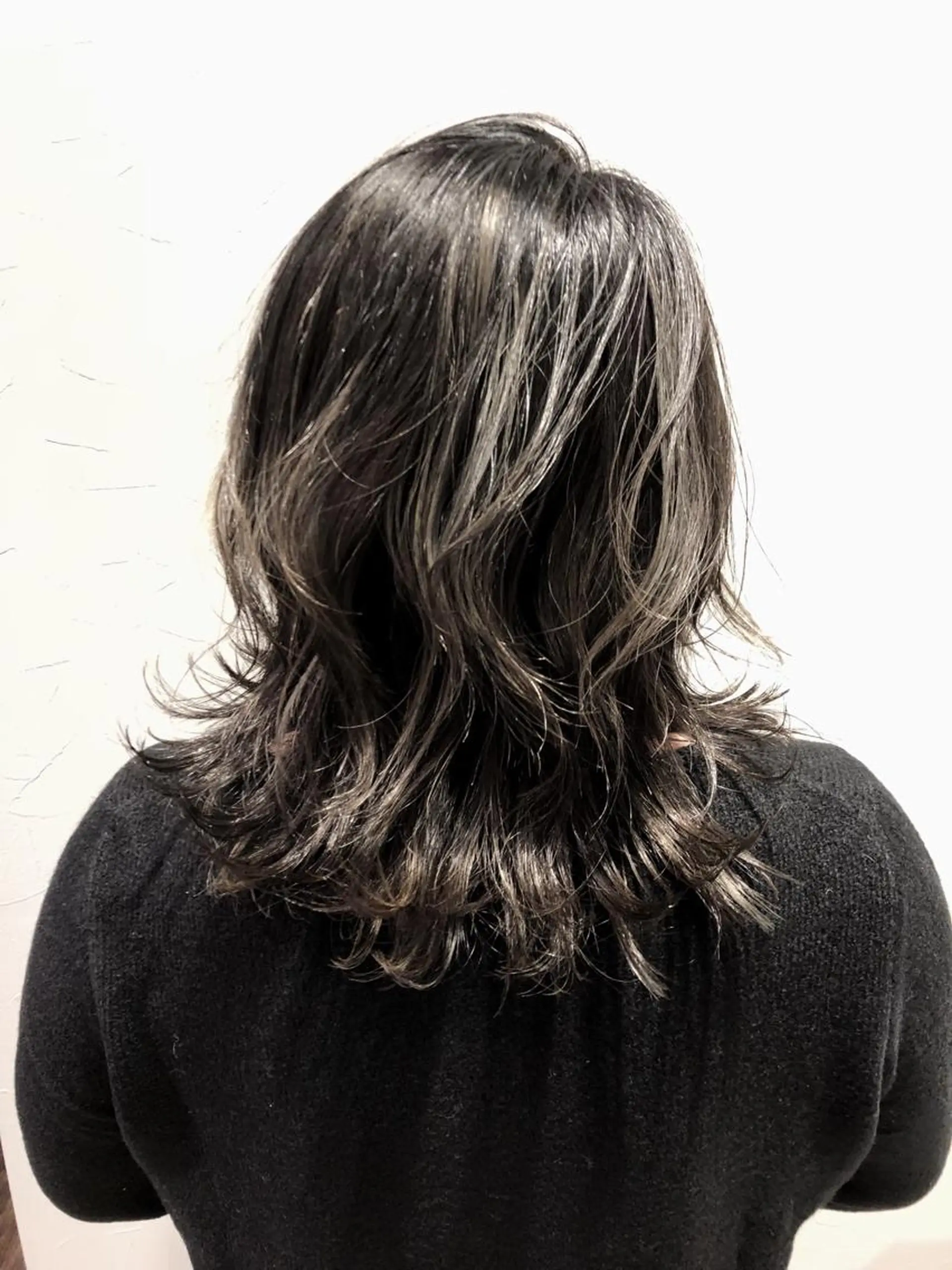ミディアム ハイライト FELIZA所属・似合わせの達人🔥 石川就平のヘアスタイル