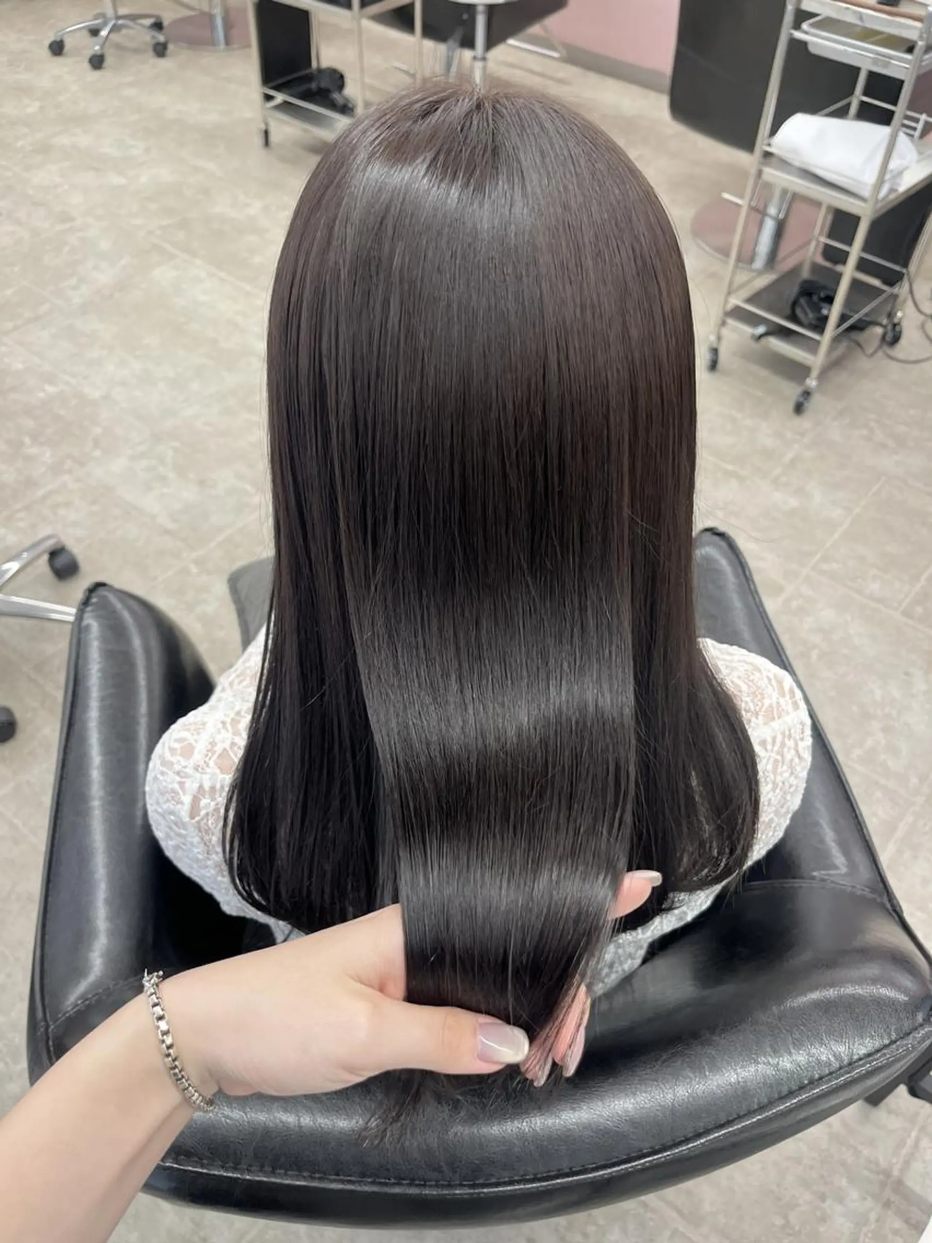 ミディアム ヘアカラー MATTY rioのヘアスタイル