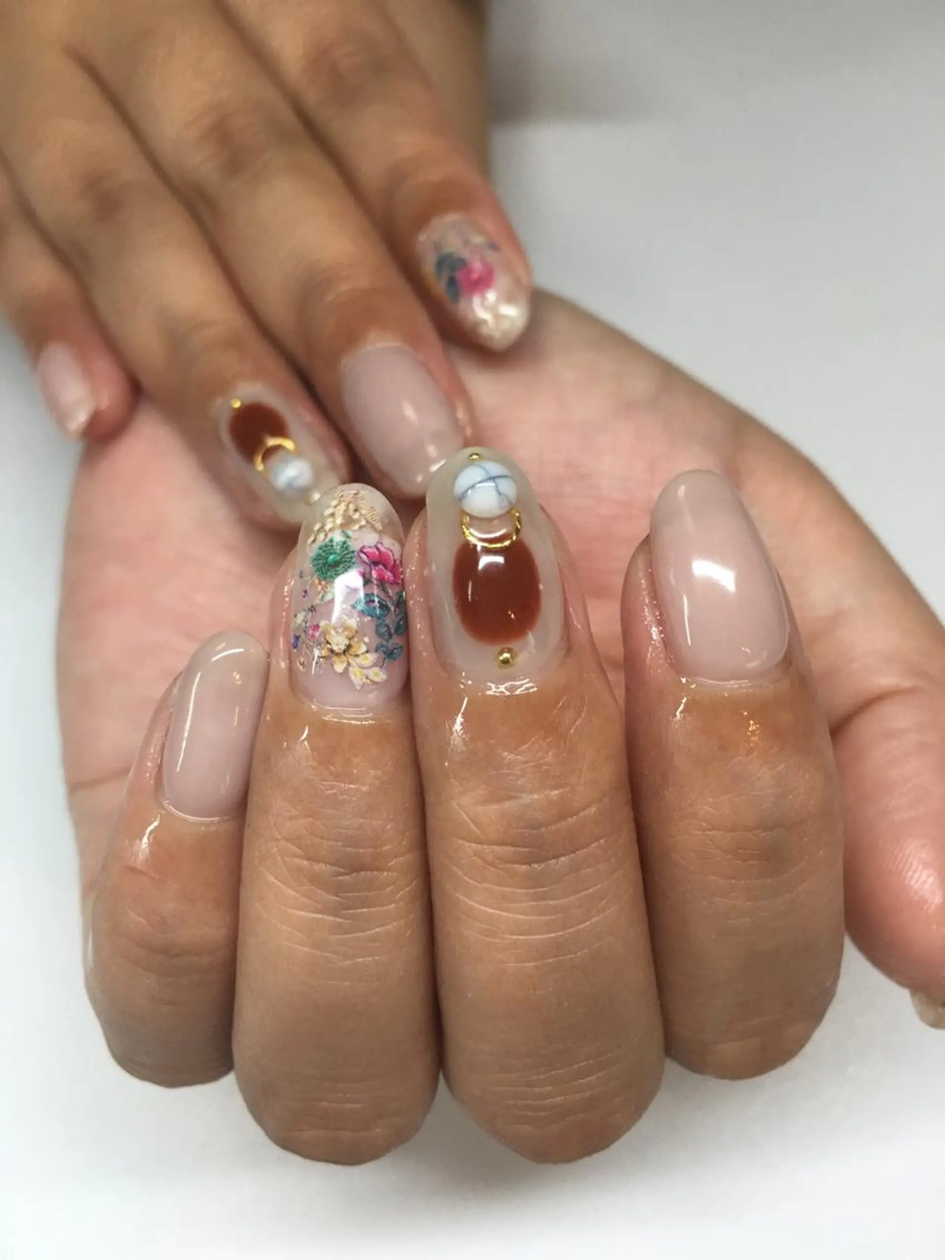 ネイル ハンドネイル glow_ nailのネイルデザイン
