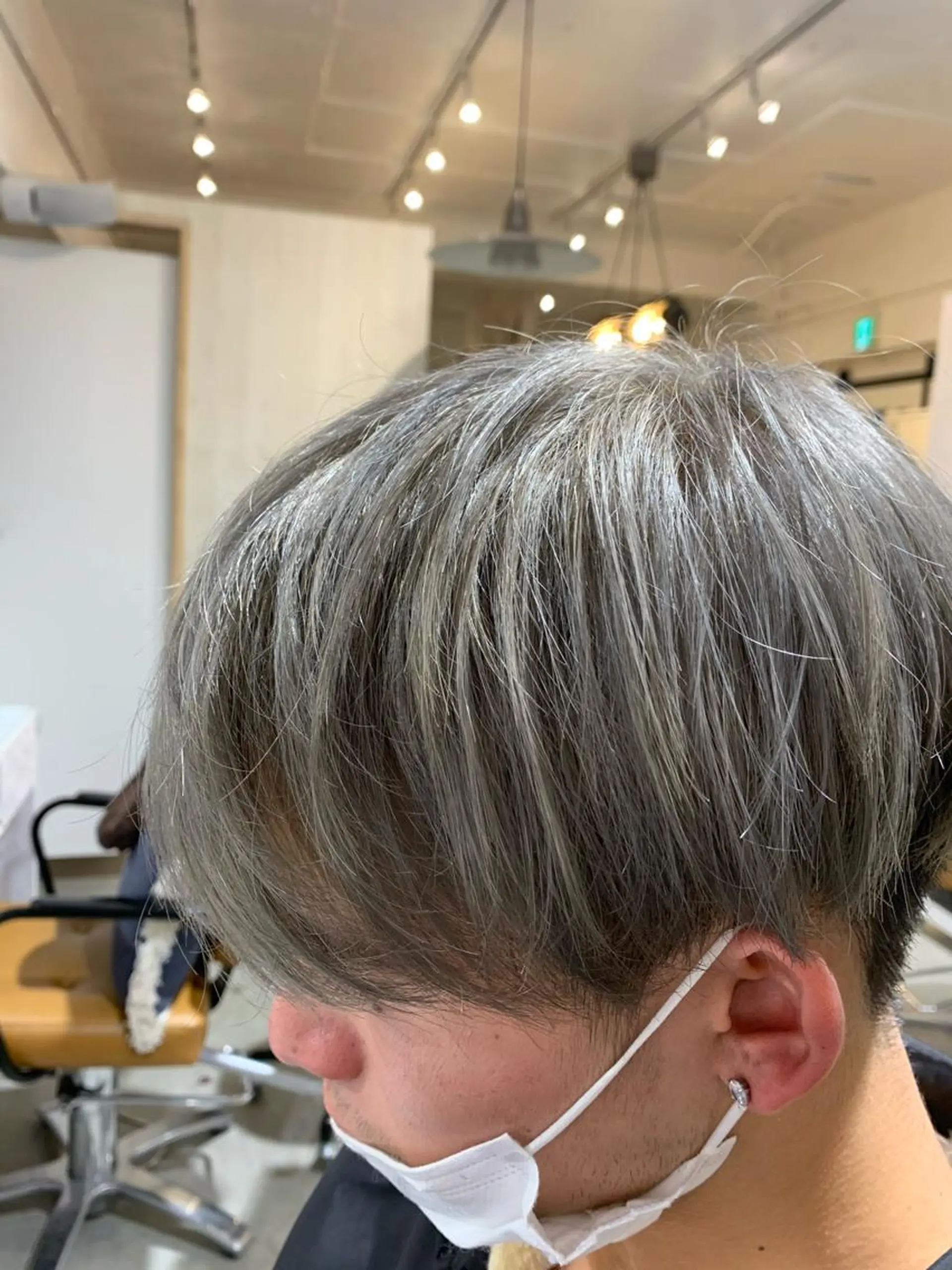 ショート カラー パーマ ヘアアレンジ メンズ メンズハイトーン メンズパーマ ハイトーンカラー ボブ 外ハネヘア カット ヘアカラー トリートメント Sia中野新橋 『JUNYA』のヘアスタイル