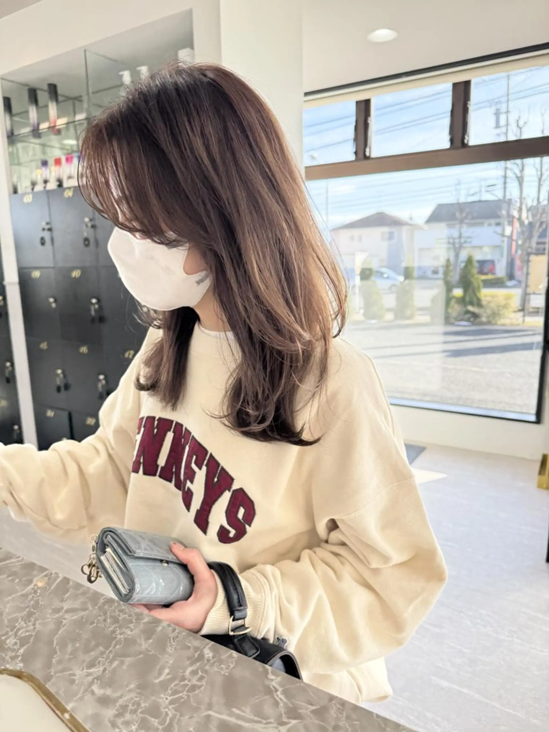 セミロング カラー メンズ 寺島 理菜のヘアスタイル