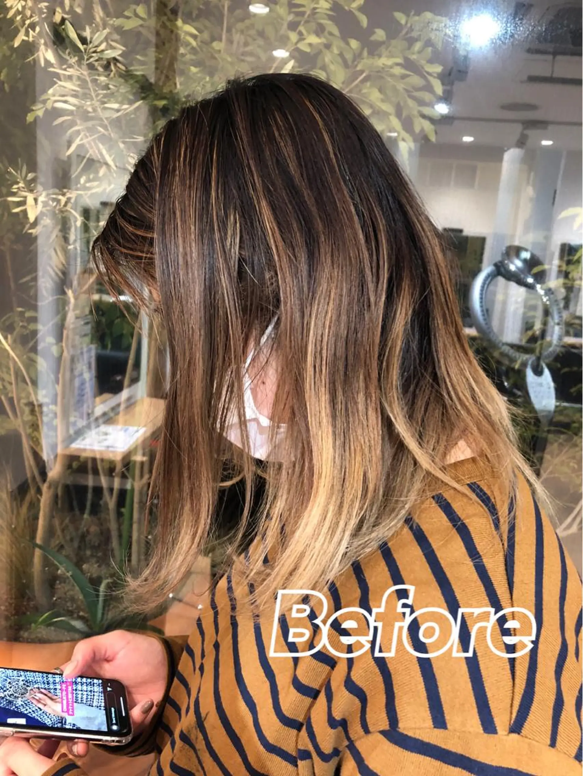 ミディアム カラー 細沼 葵のヘアスタイル