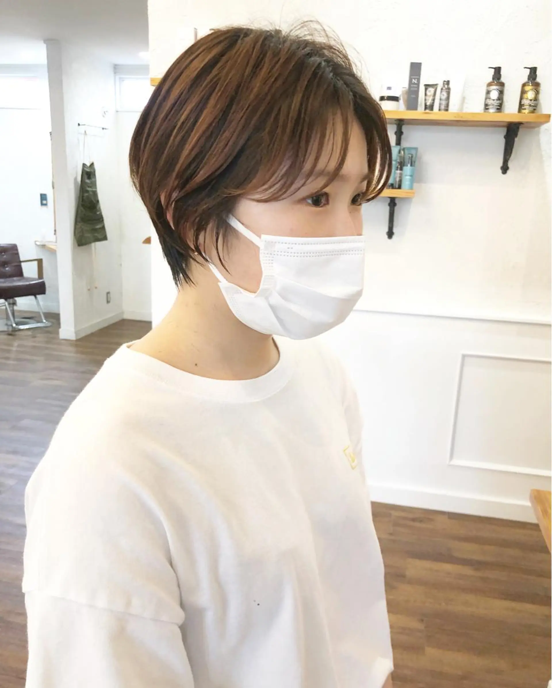 ショート カラー カット 江原 彩華のヘアスタイル