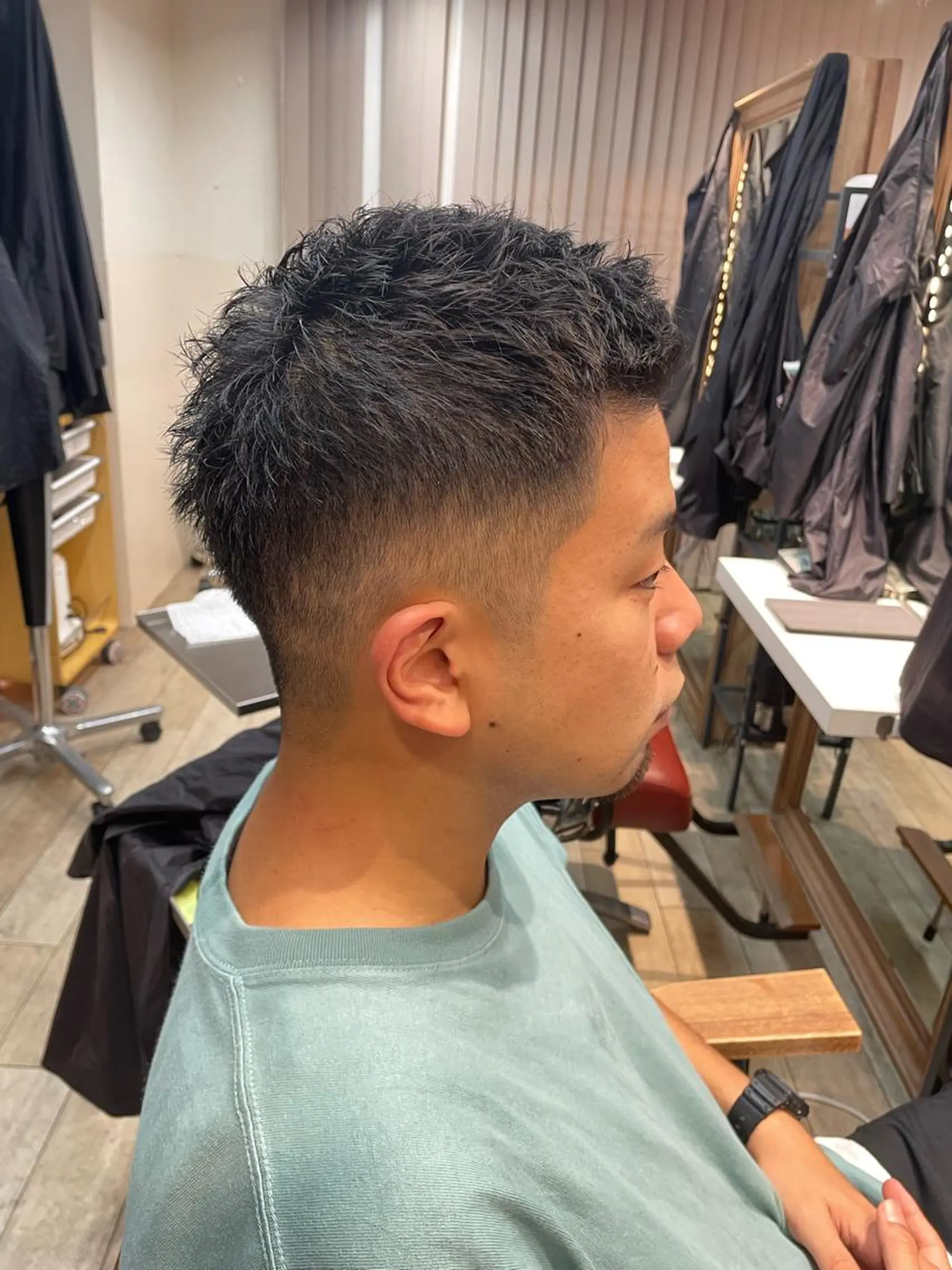 メンズ フェードカット 刈り上げ カット LOG/所属・✨縮毛/ブリーチ✨ 出口 紗依のヘアスタイル