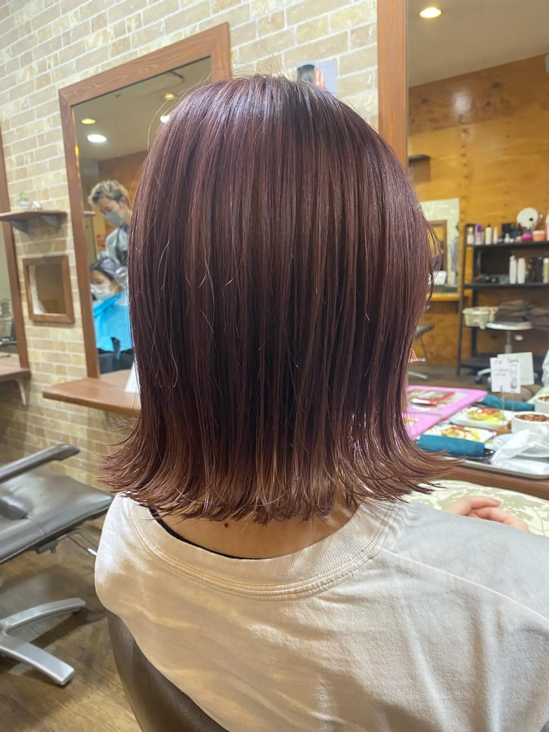 ミディアム カット 藤本 彩果のヘアスタイル