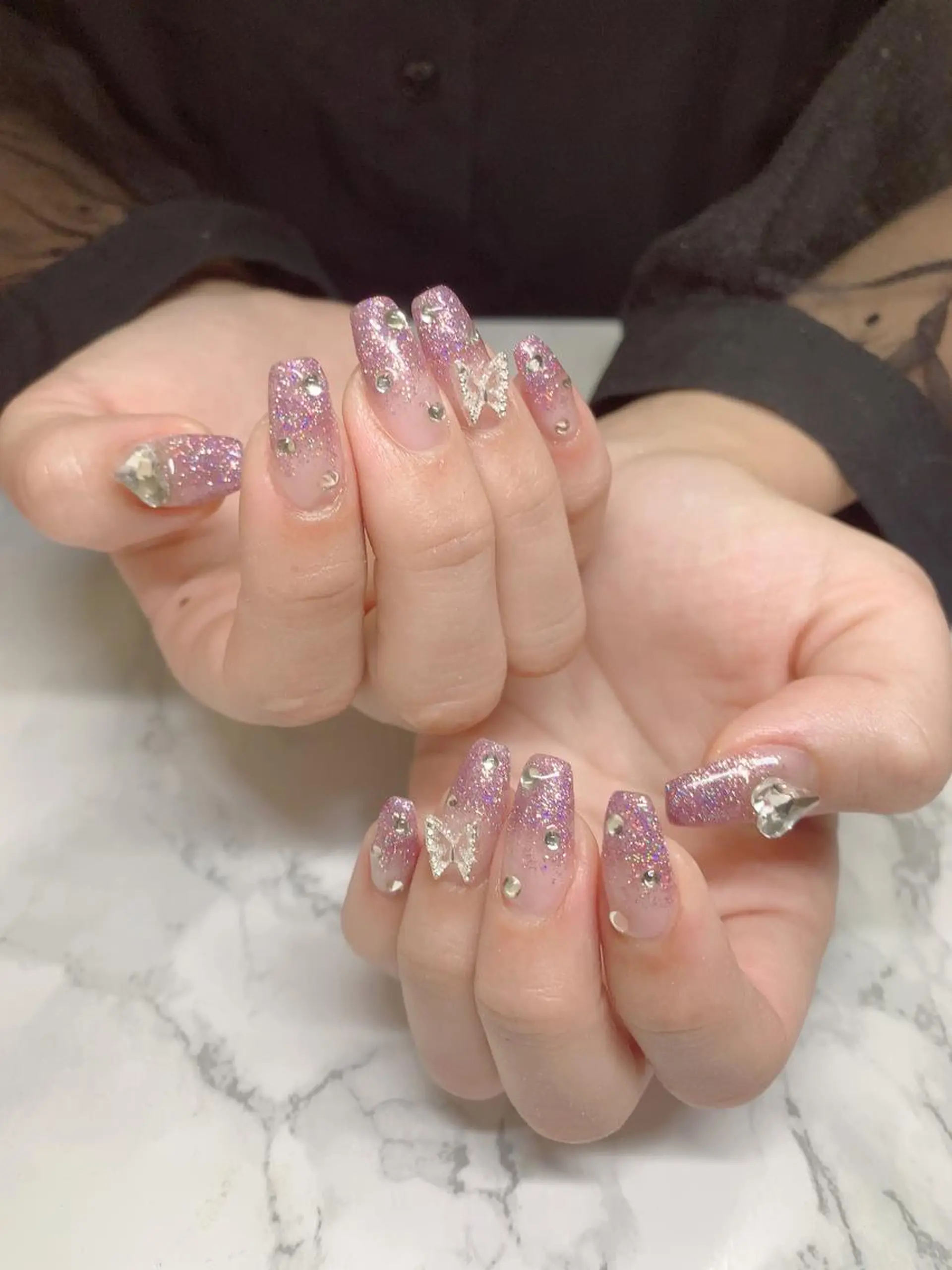 ネイル ハンドネイル はな💎ネイル ワンホン、長さ出しのネイルデザイン