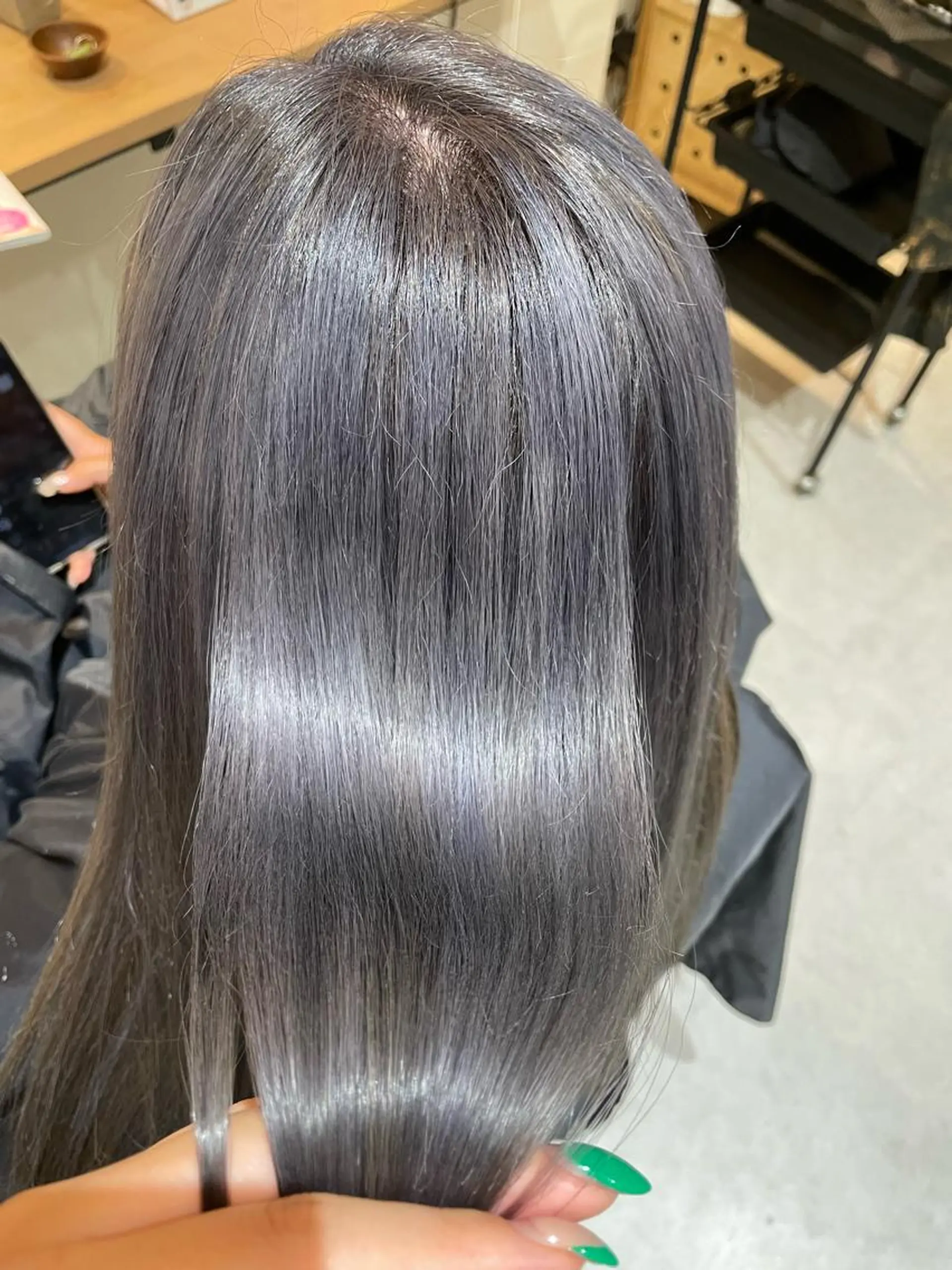 ロング カラー ブルーカラー シルバー ヘアカラー 中田 サヤカのヘアスタイル