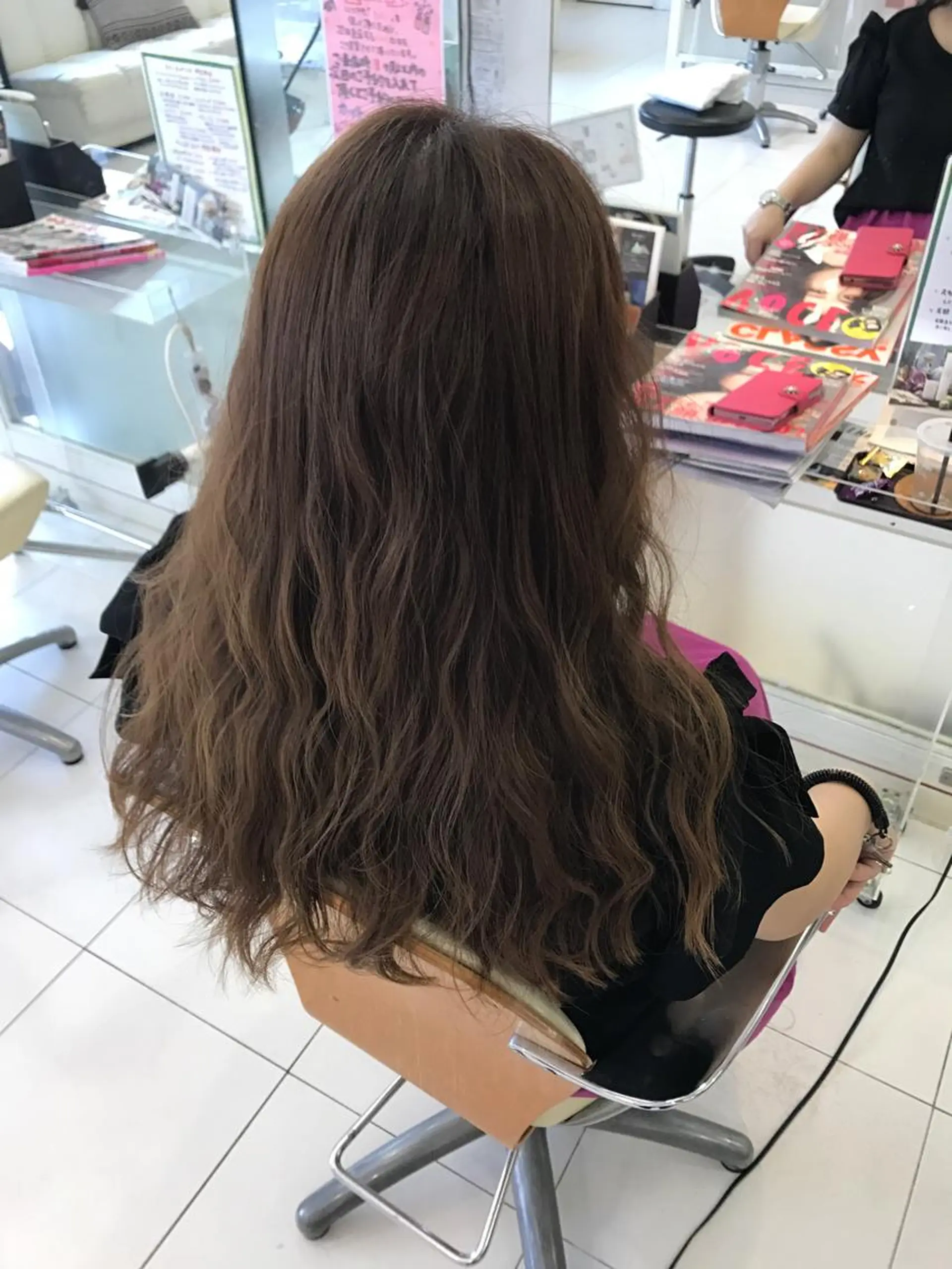 ロング カラー ベージュカラー D.log 大和西大寺店所属・川崎 雅大のヘアスタイル