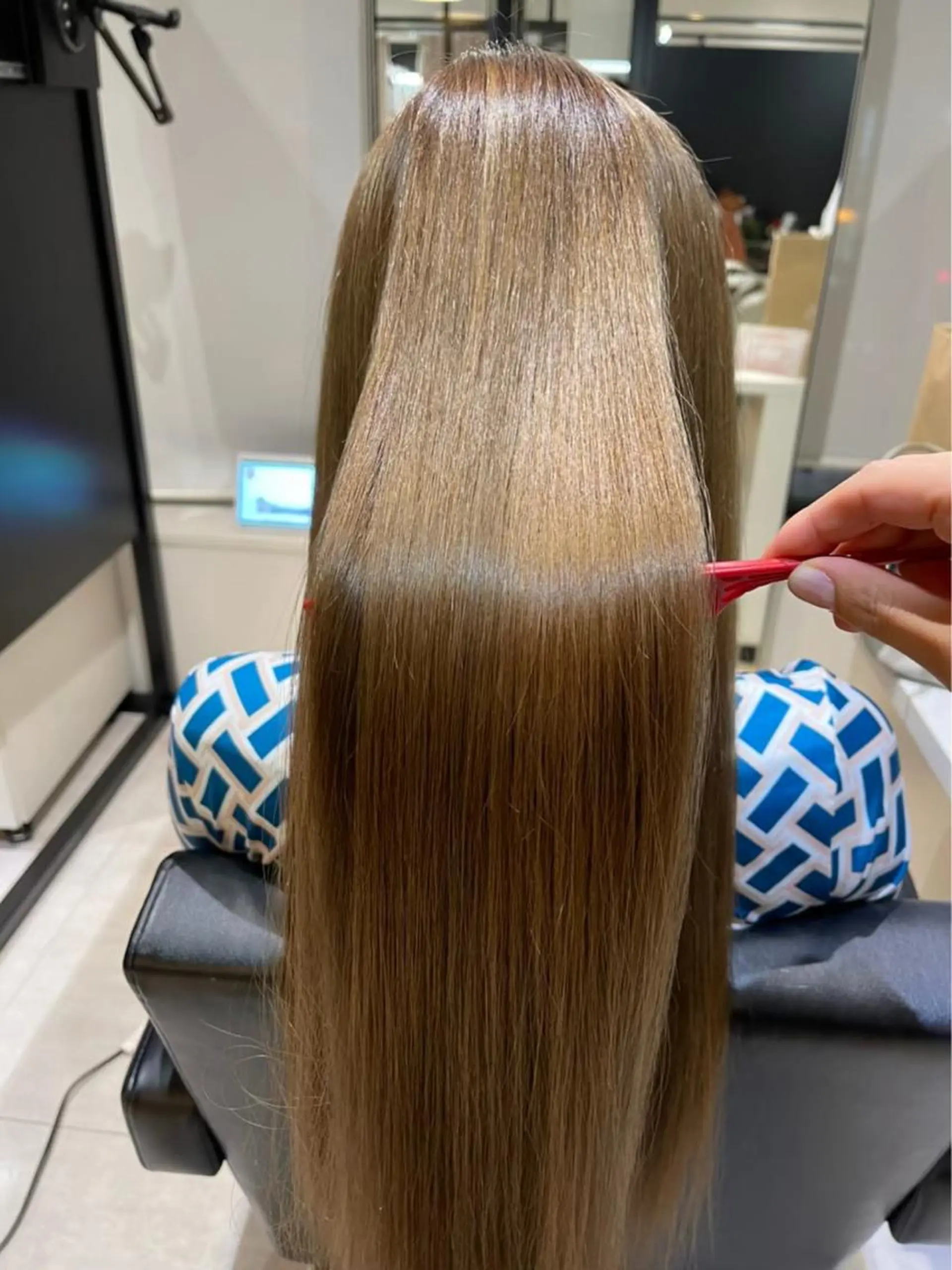 ロング 髪質改善IENA店長 小泉拓のヘアスタイル