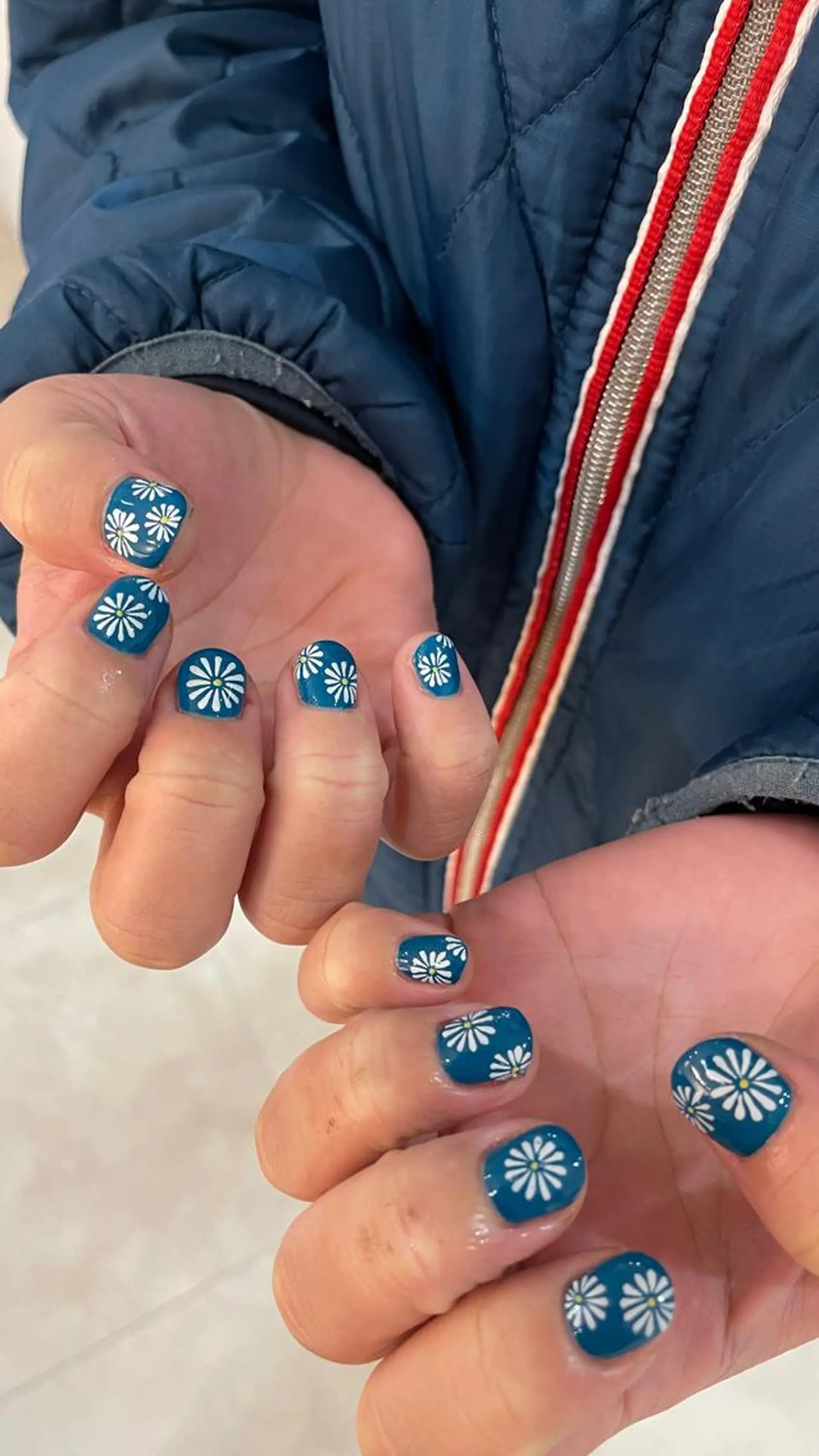 ネイル 栗田 ゆう子のネイルデザイン