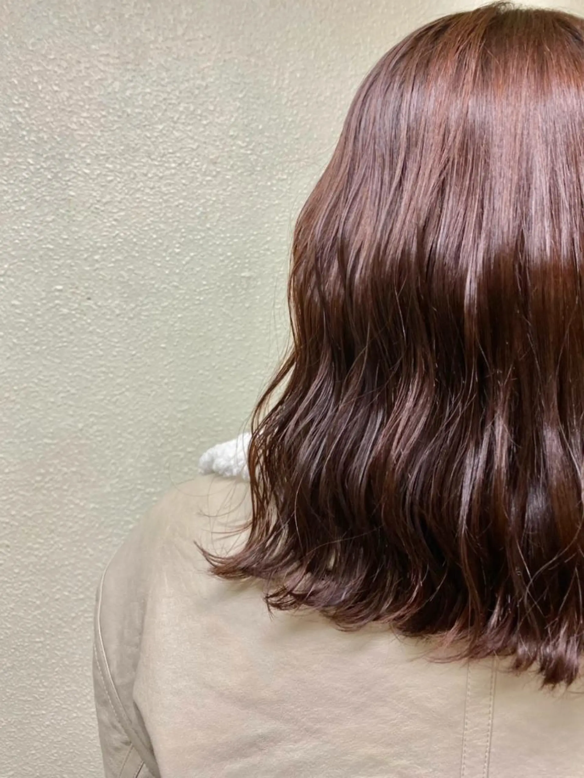 ミディアム カラー ikeda shioriのヘアスタイル