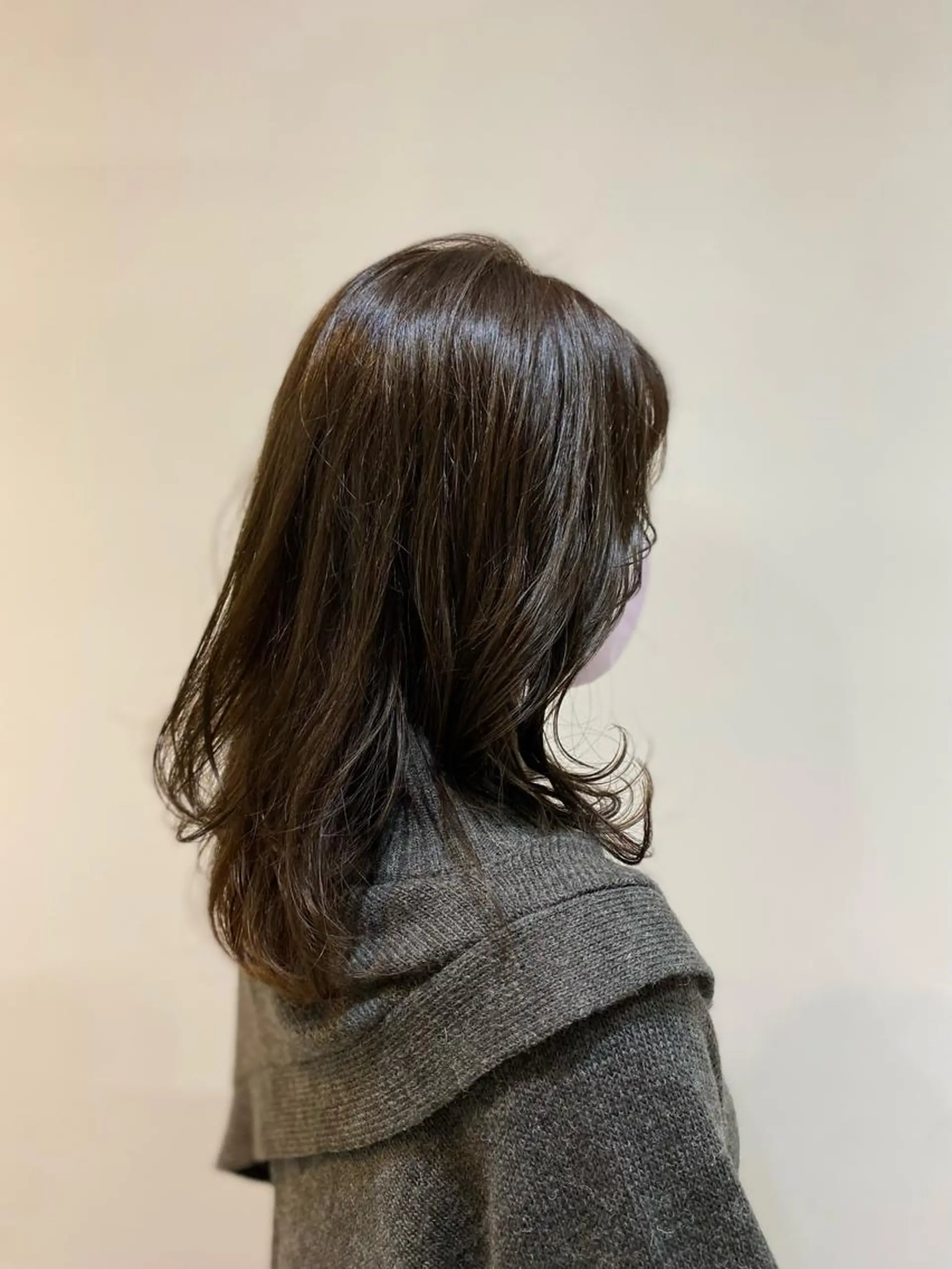 セミロング カラー カット ヘアカラー トリートメント 大人かわいい×艶髪 🤍塩川のヘアスタイル