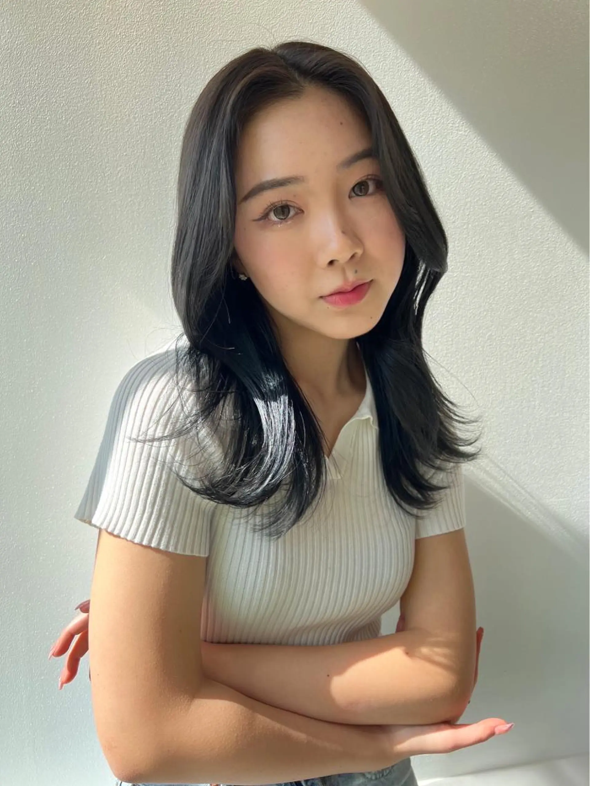 ミディアム カラー mile所属・mile ちなつのヘアスタイル