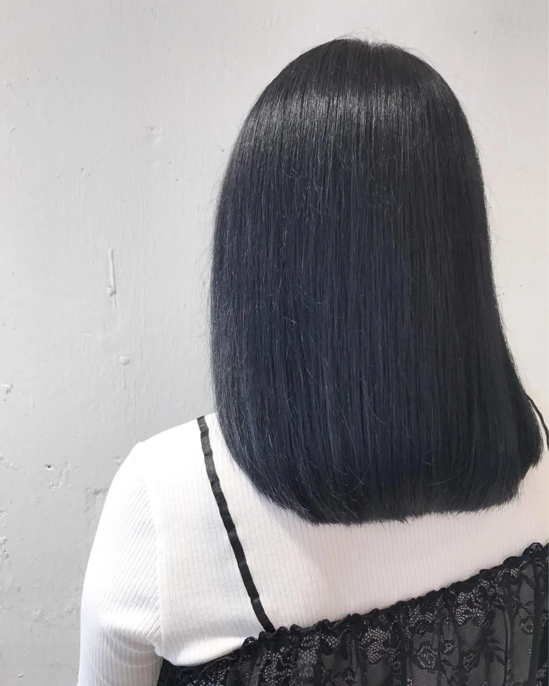 ミディアム ミルクティーベージュ 山本勝志のヘアスタイル