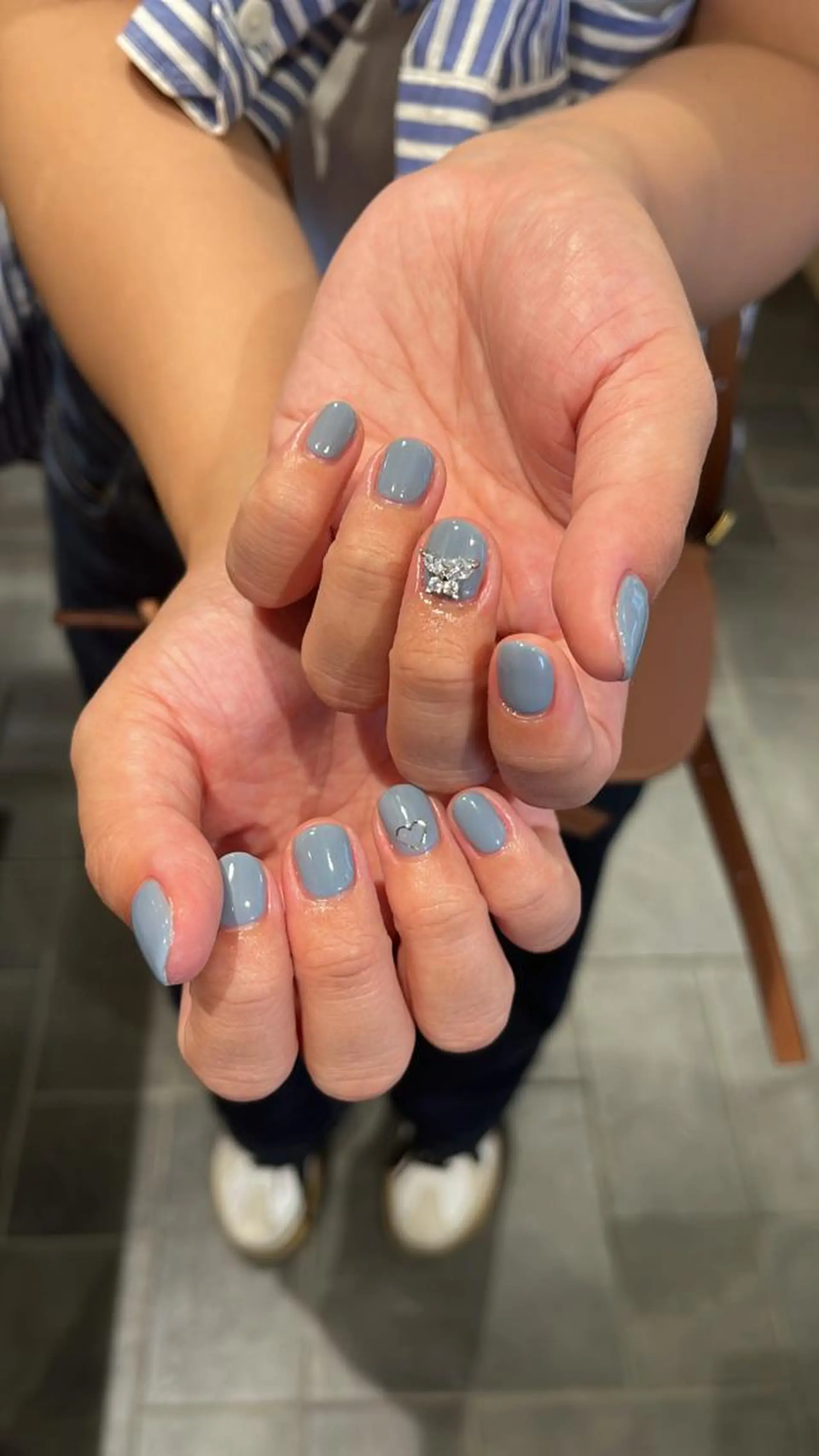 ネイル ハンドネイル 鈴木 里奈のネイルデザイン