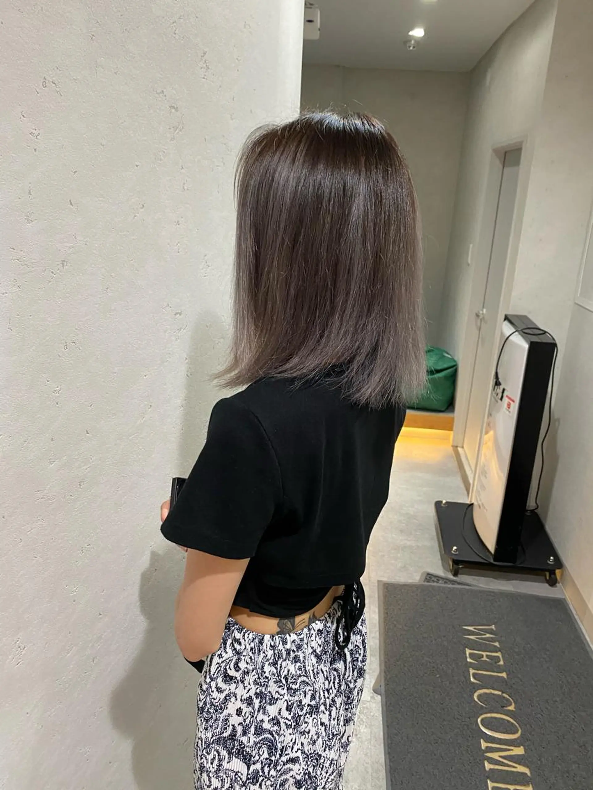 ミディアム カット ヘアカラー トリートメント 三吉 悠介のヘアスタイル