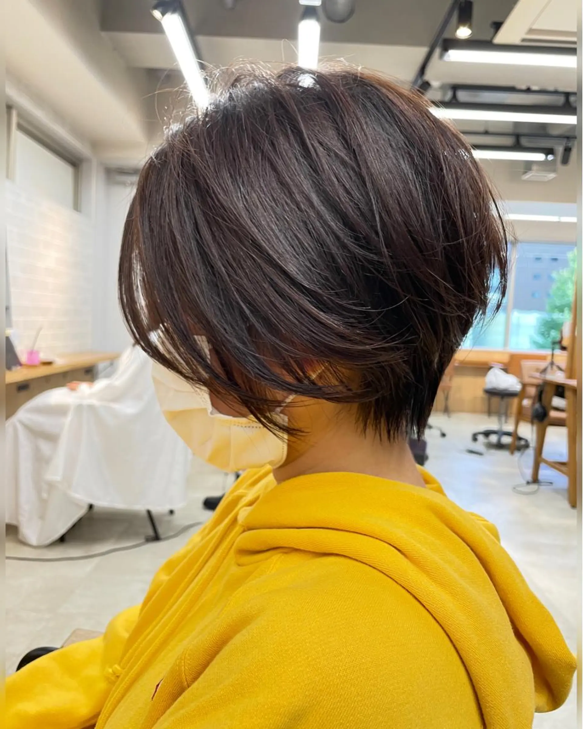 ショート ナリタ ミユウのヘアスタイル